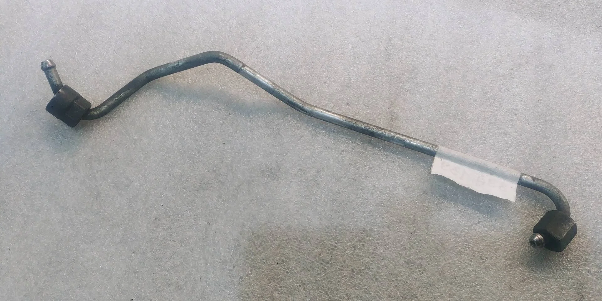 топливная трубка Volkswagen Touareg 2 7P6 2012