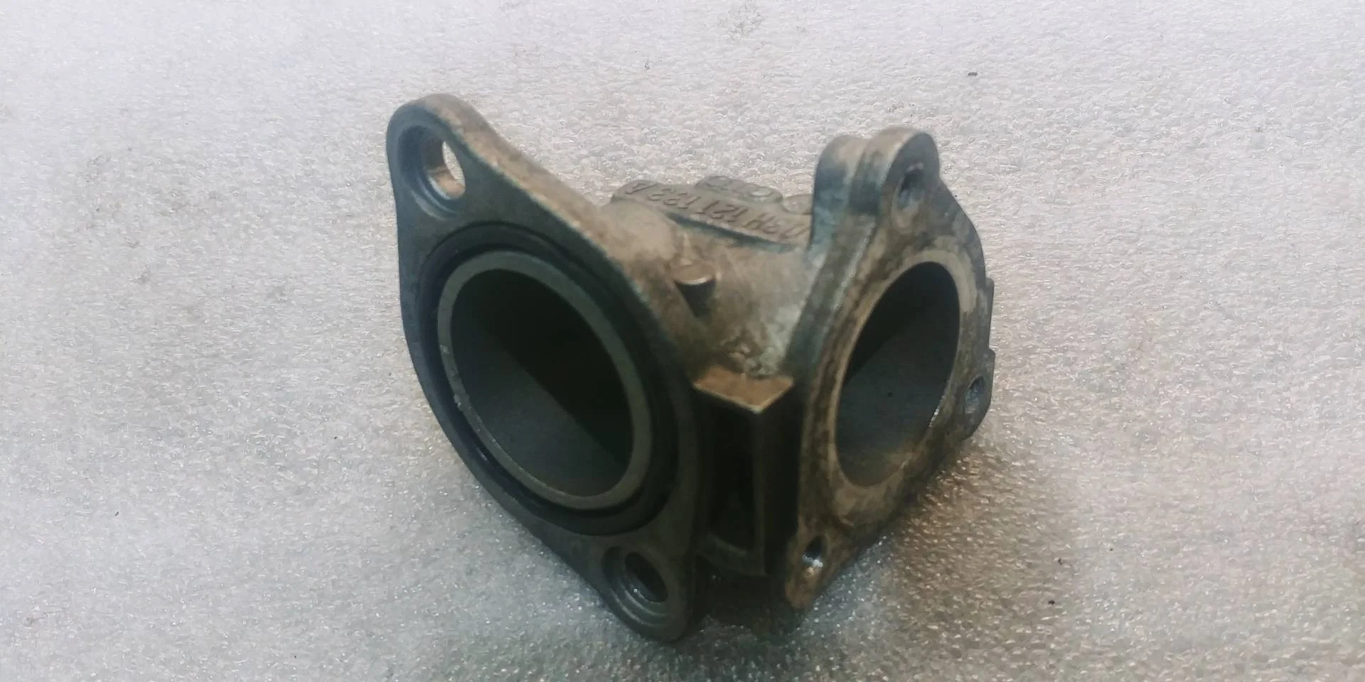 Фланец двигателя Volkswagen Touareg 2 7P6 2012