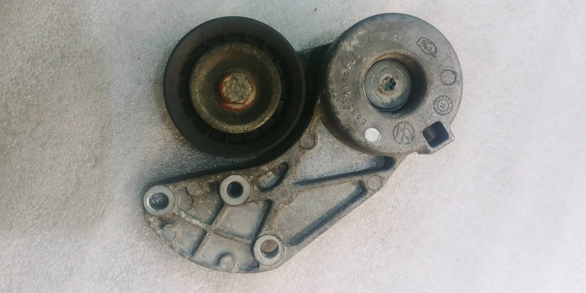 Натяжной механизм Volkswagen Touareg 2 7P6 2012