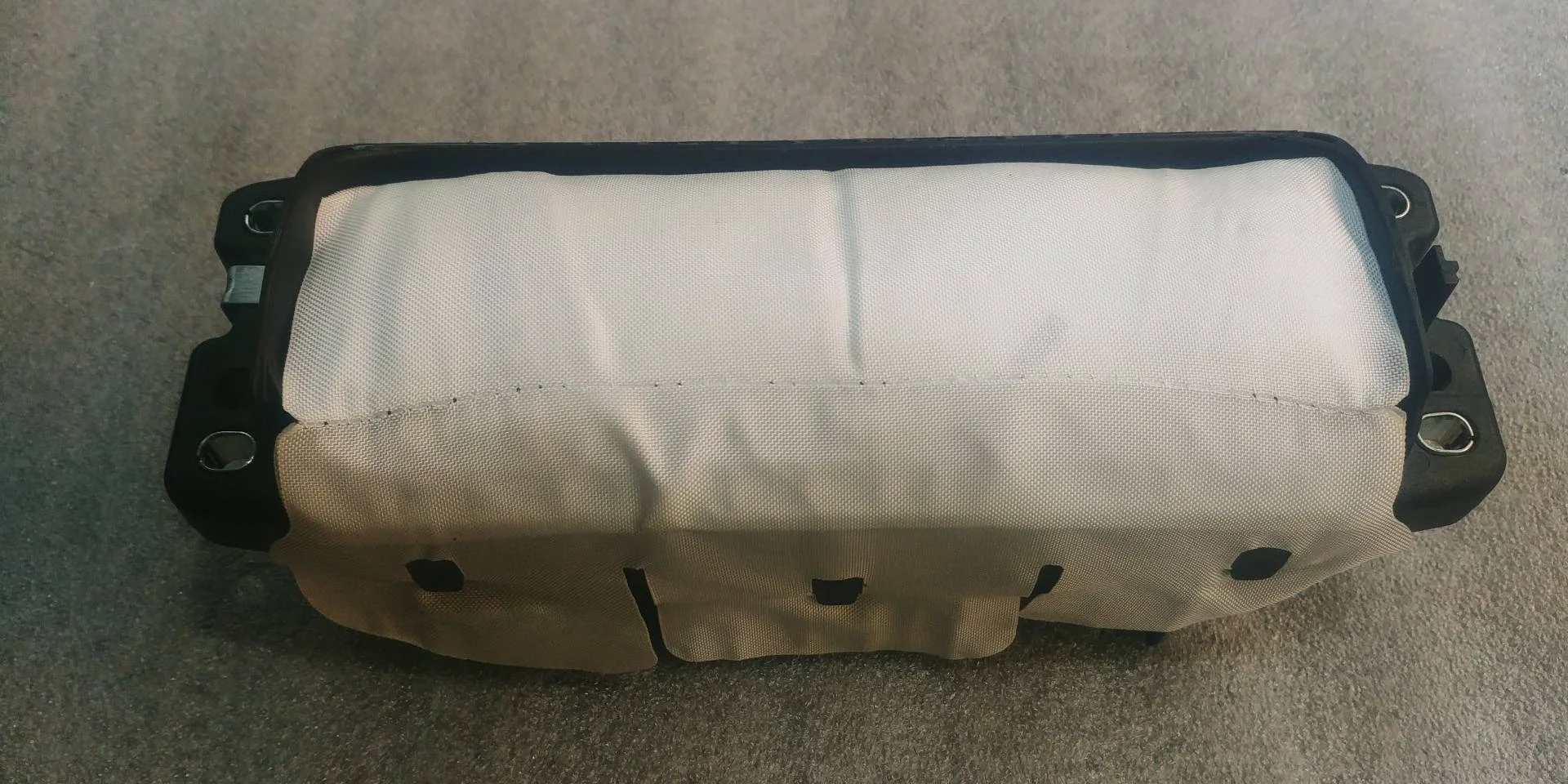 подушка безопасности пассажира Volkswagen Touareg 2 7P6 2015