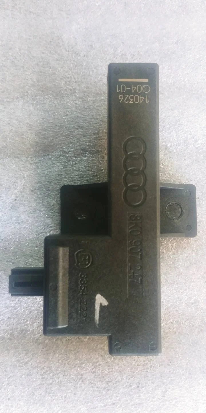 антенна системы комфортного доступа Volkswagen Touareg 2 7P6