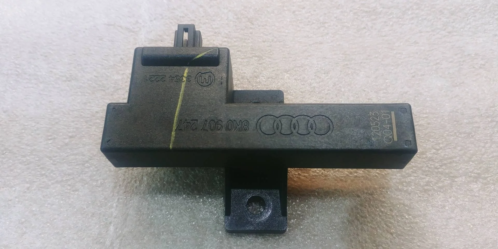 антенна системы комфортного доступа Volkswagen Touareg 2 7P6 2013