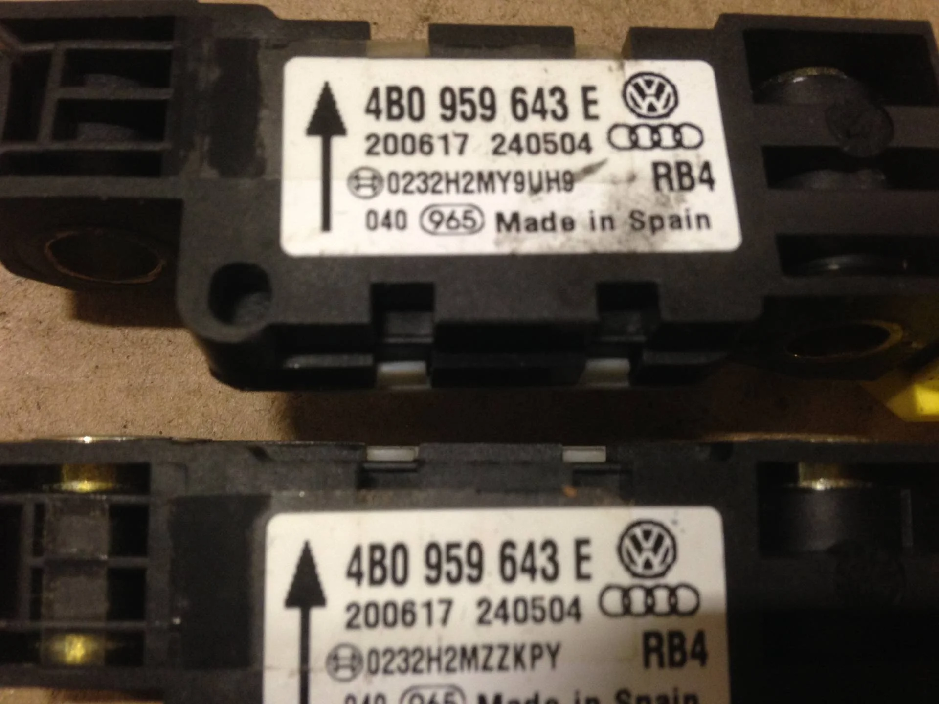 датчик airbag Volkswagen Touareg