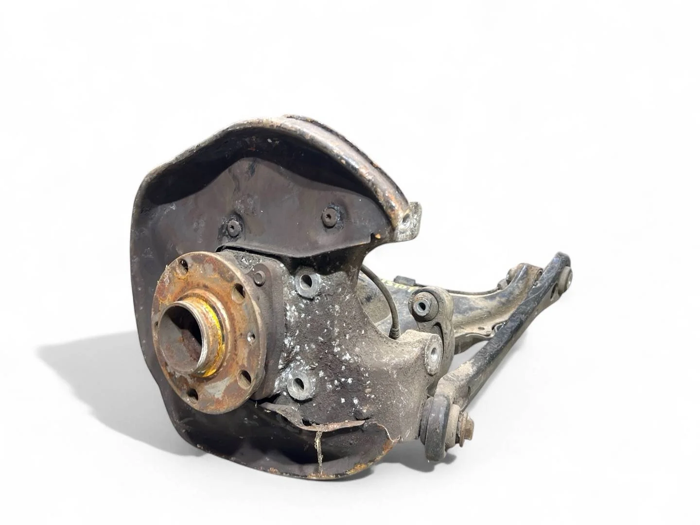 кулак задний левый Audi A6 4F/C6