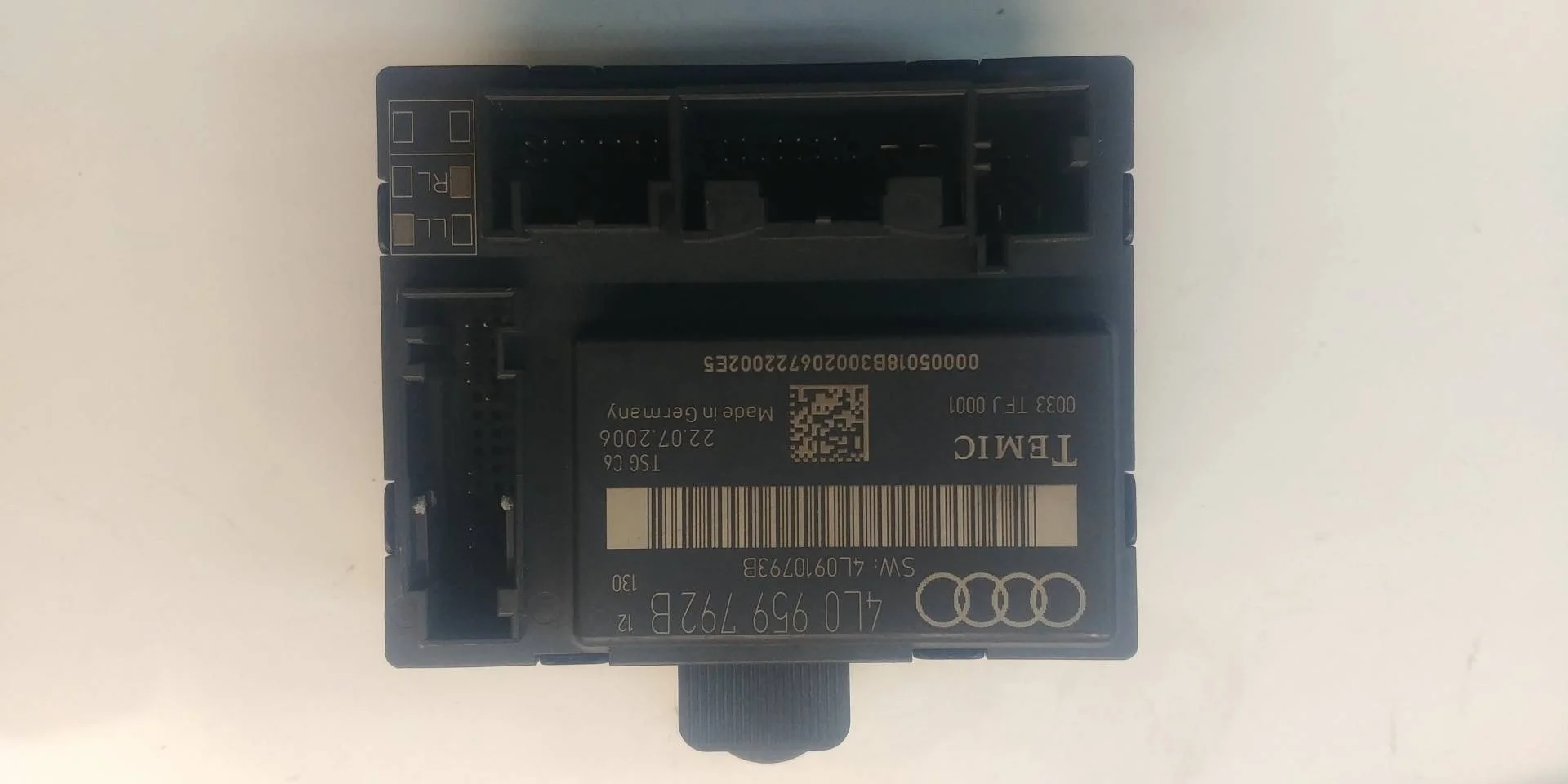 Блок стеклоподъемника двери Audi Q7