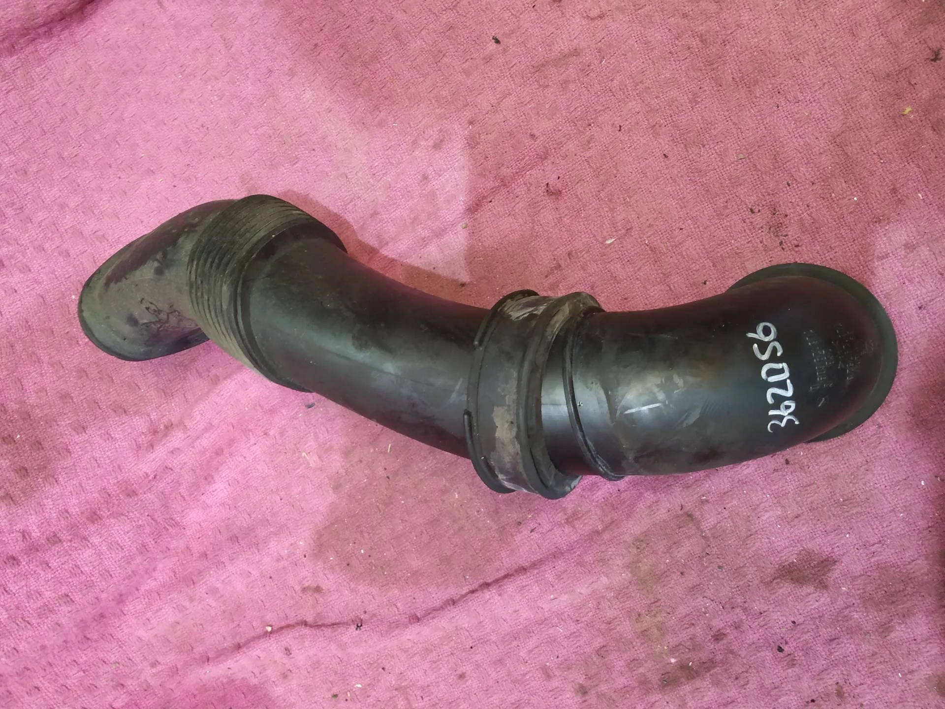 Воздуховод патрубок Audi Q7