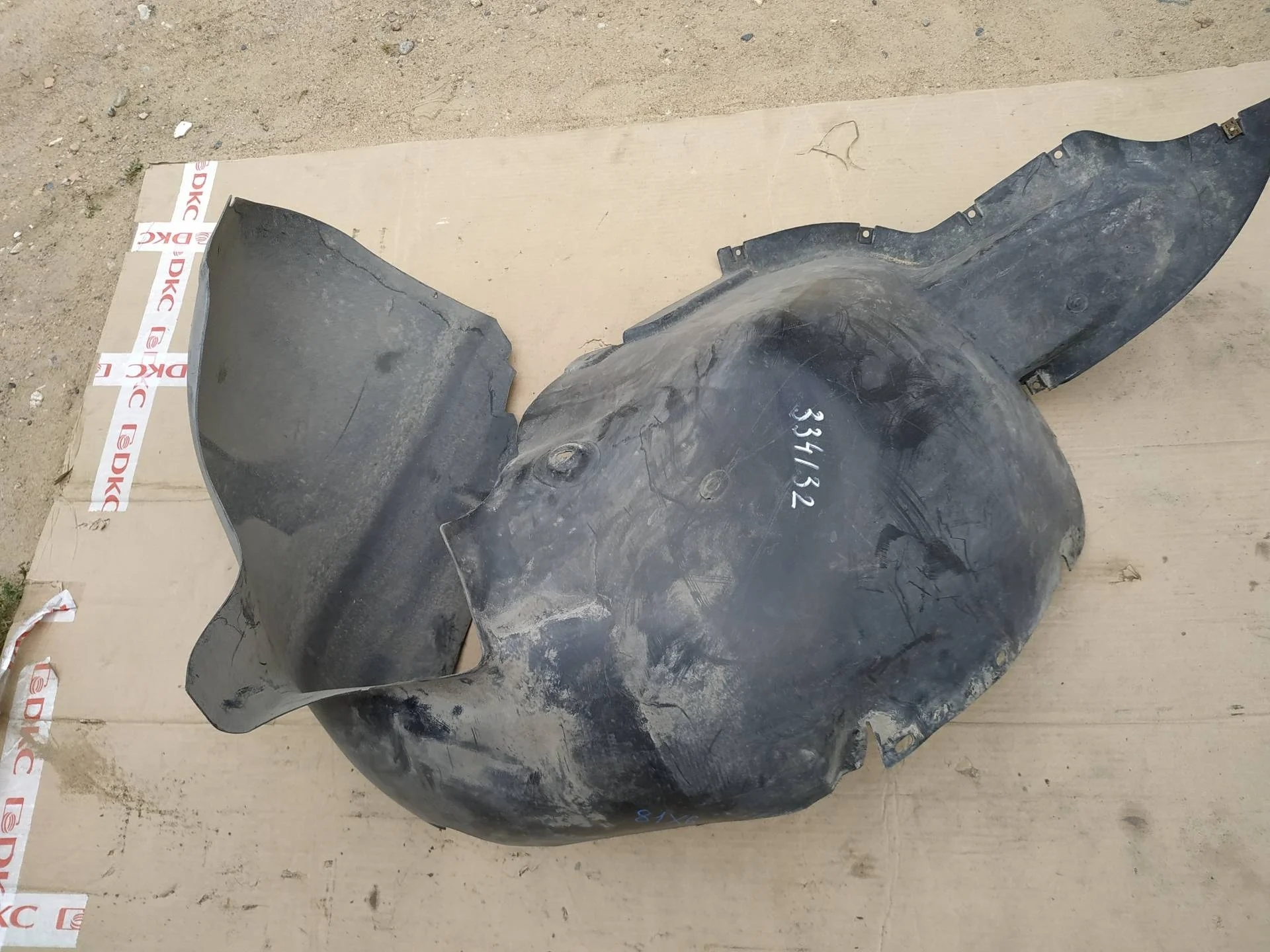 Локер передняя часть (сапожок) Volkswagen Caddy 3