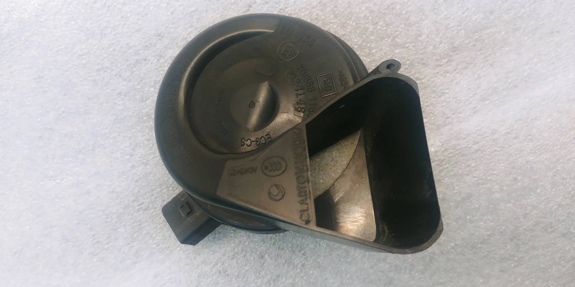 сигнал звуковой Volkswagen Touareg 2  2013