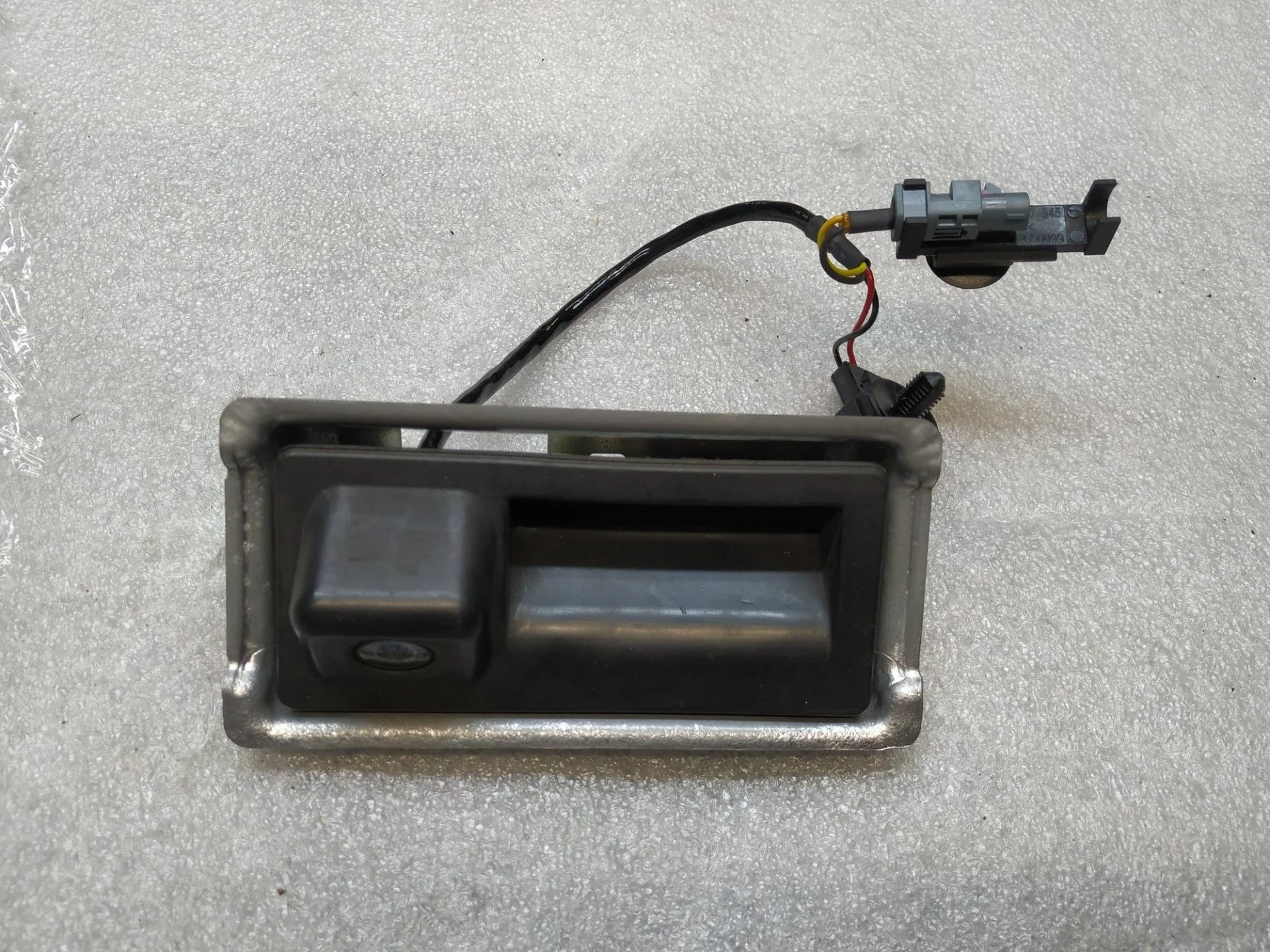 камера заднего вида Volkswagen Touareg 2  2013