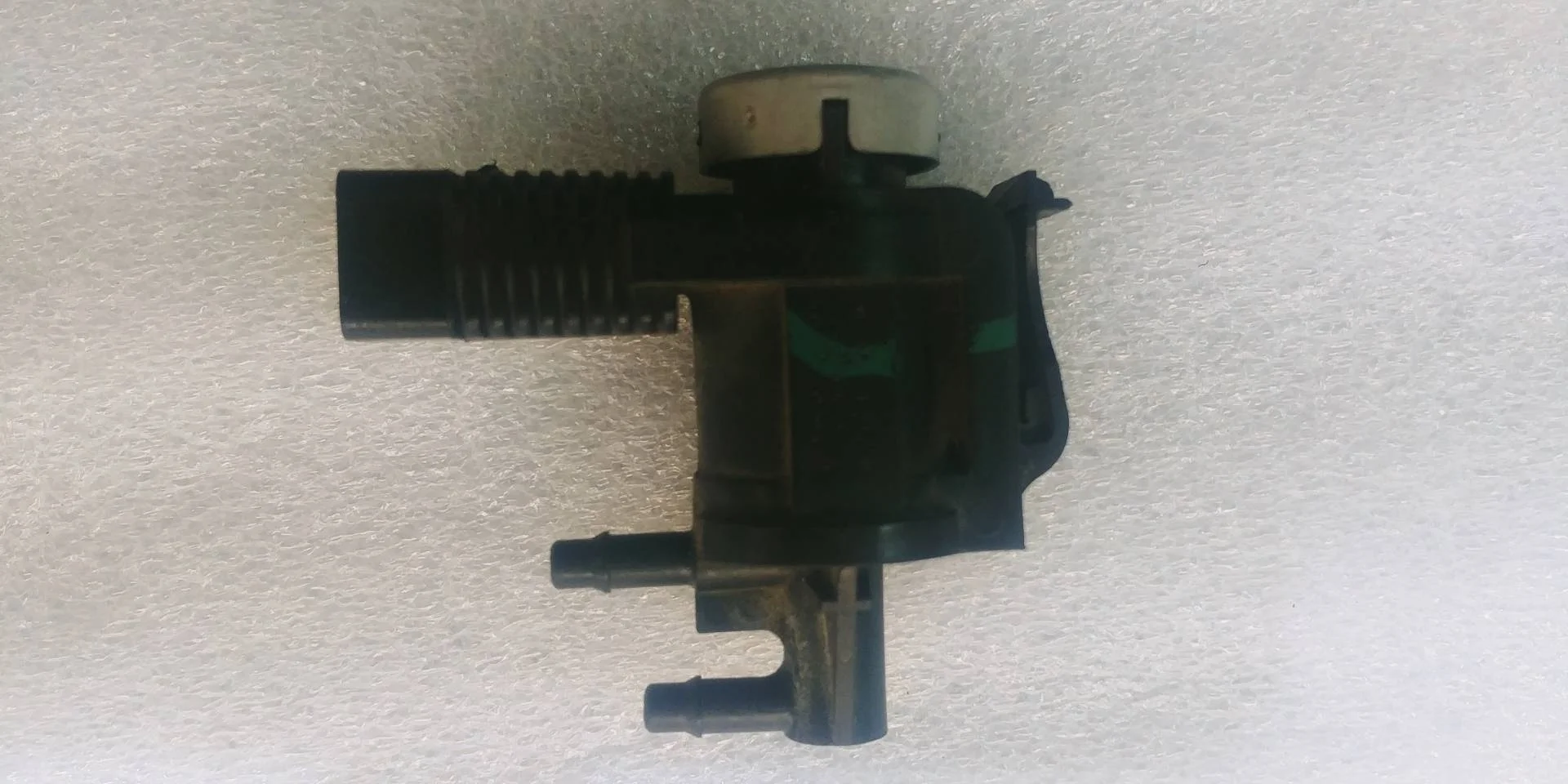 электромагнитный клапан Volkswagen Touareg 2  2013