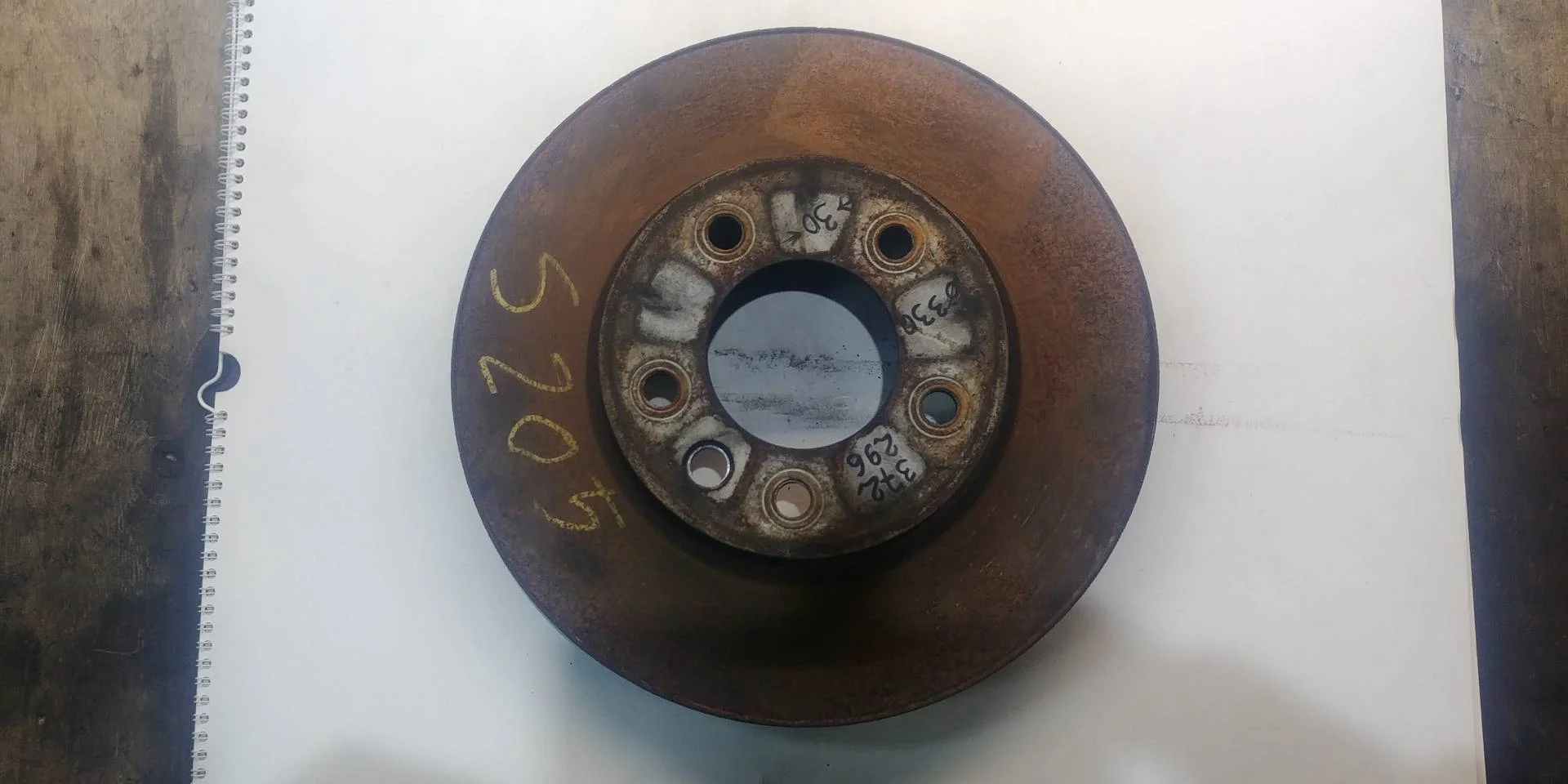 диск тормозной передний правый Volkswagen Touareg 2  2013