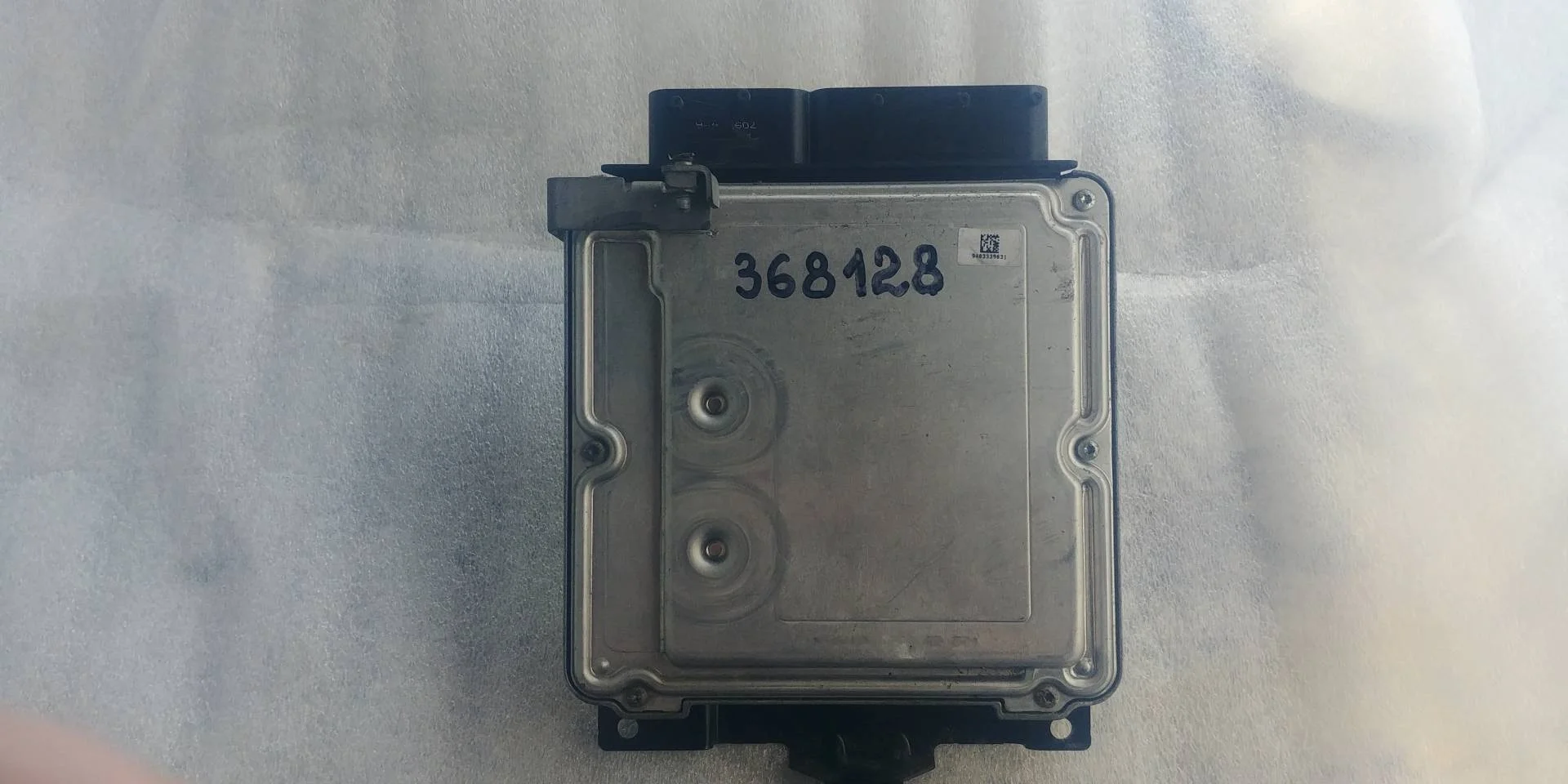 блок управления двигателем Volkswagen Touareg 2  2013