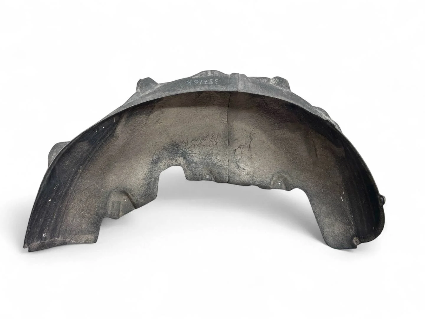 подкрылок задний левый Volkswagen Touareg 2  2013