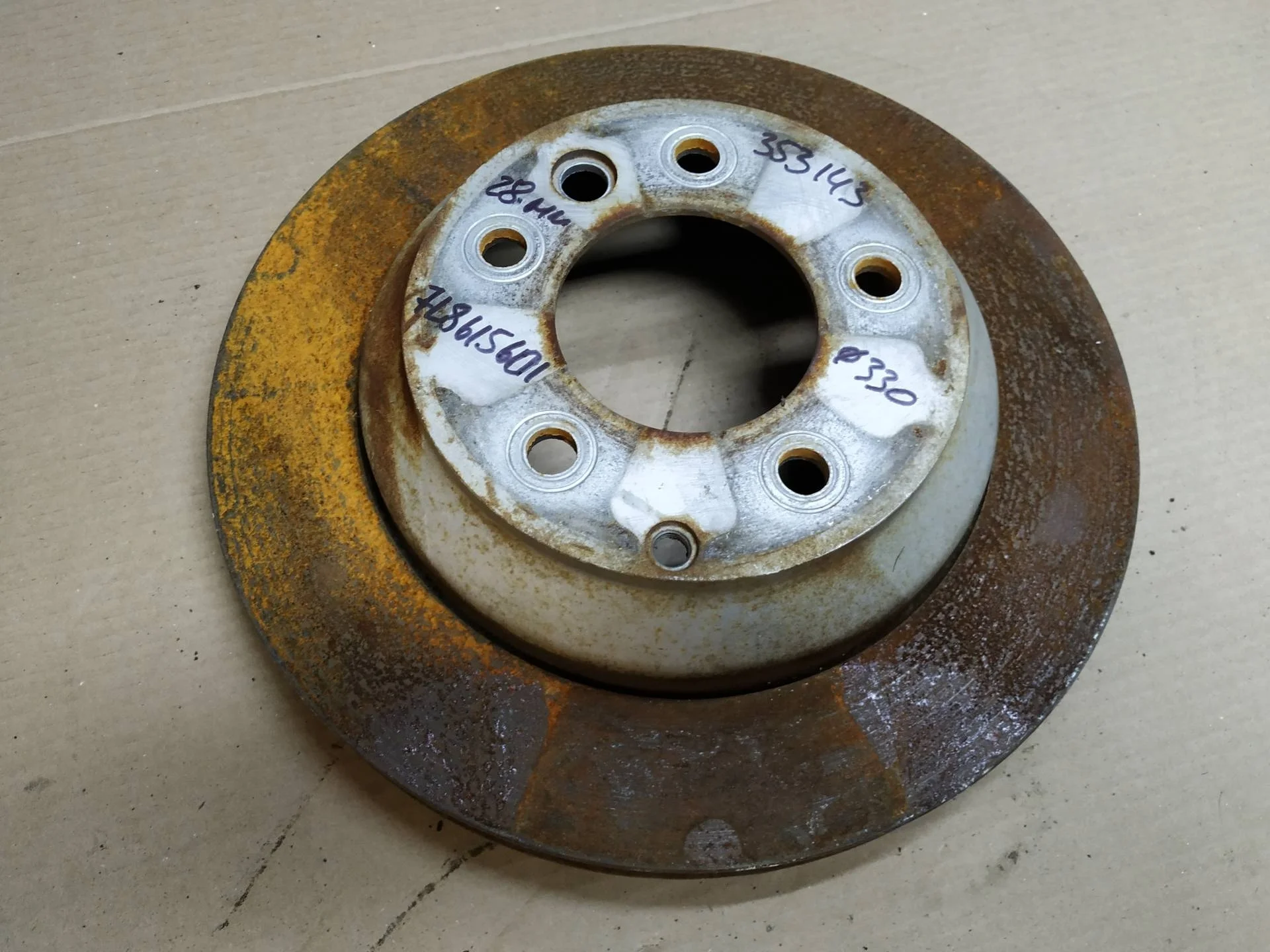 диск тормозной задний Volkswagen Touareg 2  2013