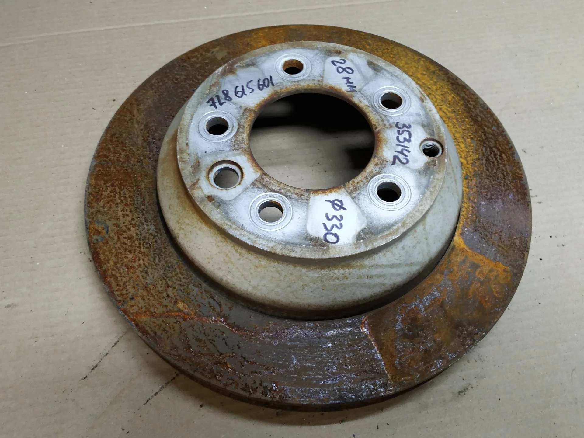 диск тормозной задний Volkswagen Touareg 2  2013