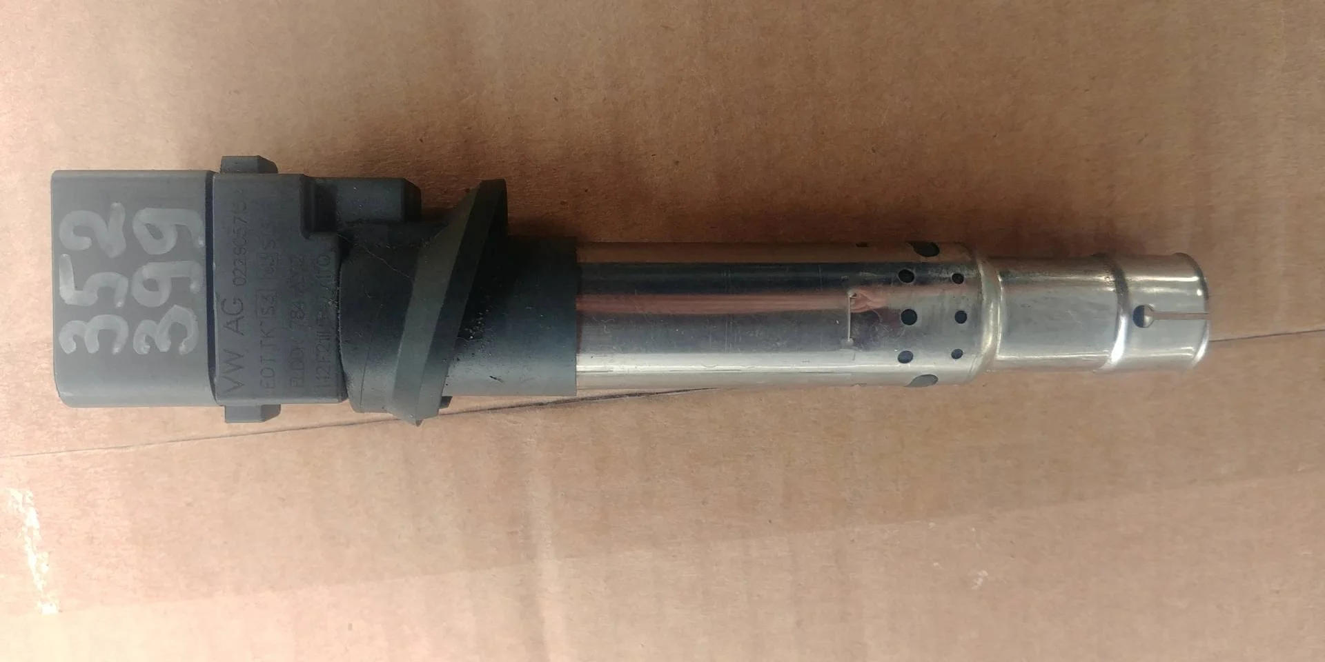 катушка зажигания Volkswagen Touareg 2  2013