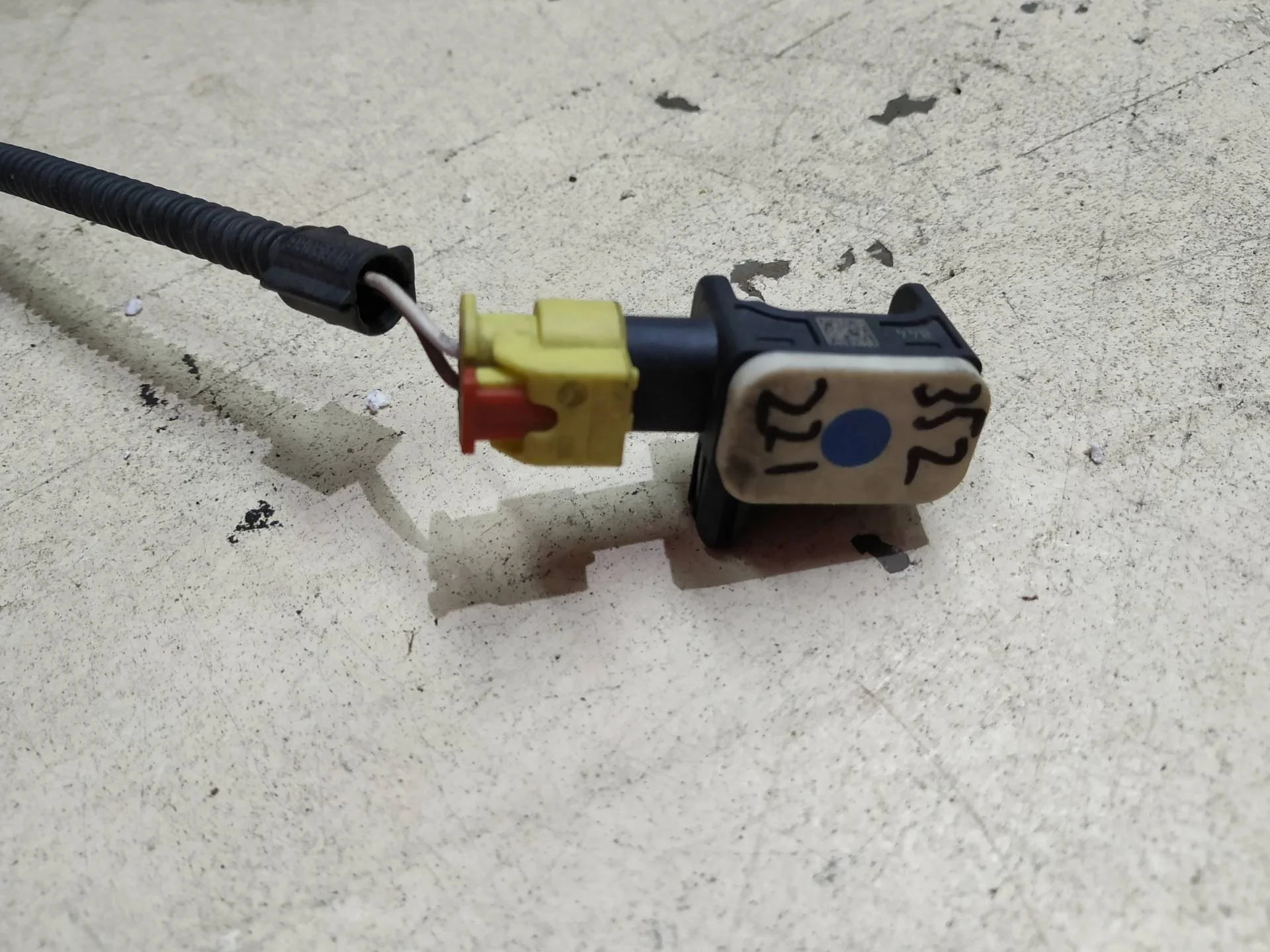 датчик airbag Volkswagen Touareg 2  2013