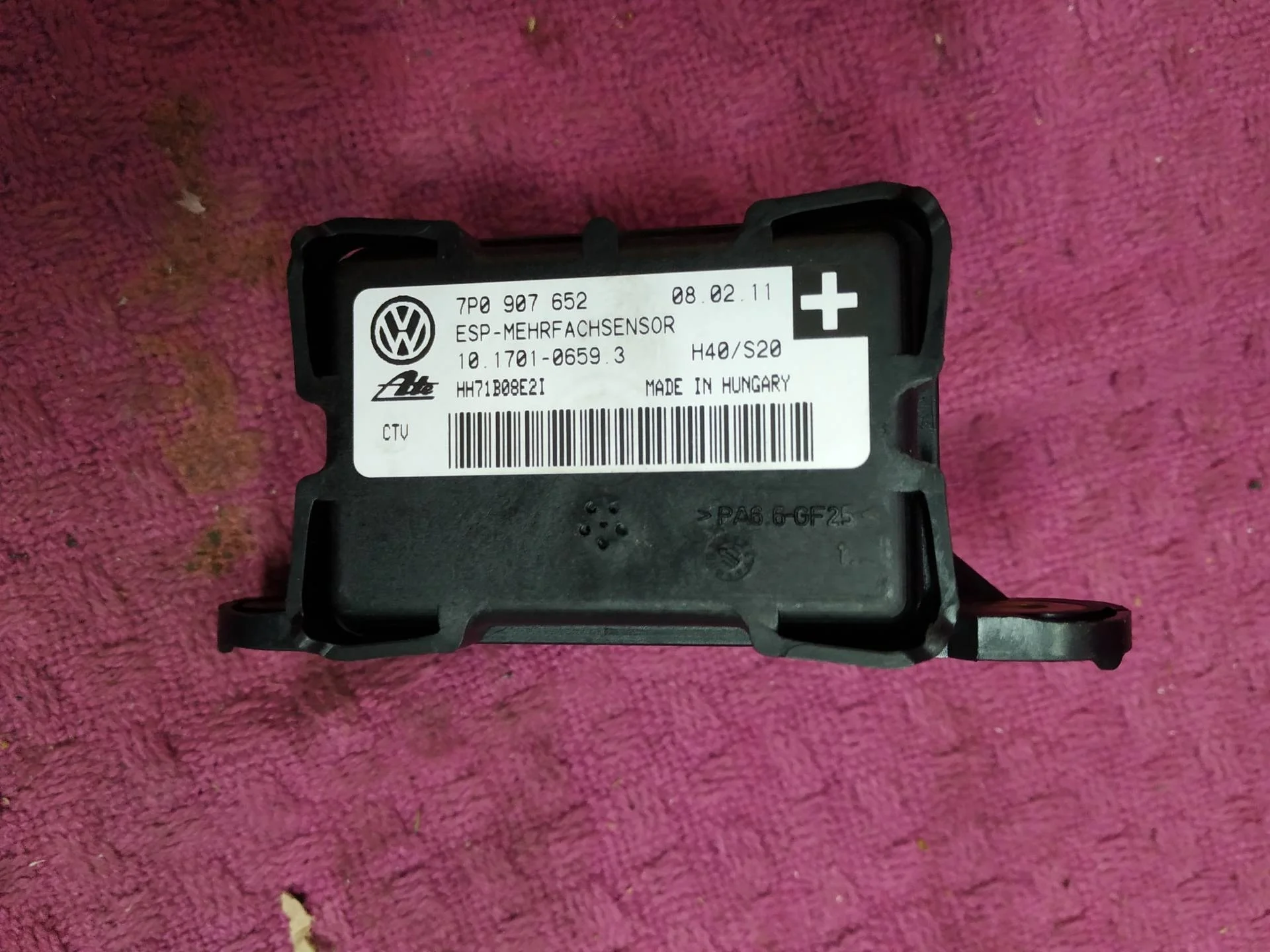 датчик ускорения Volkswagen Touareg 2  2013