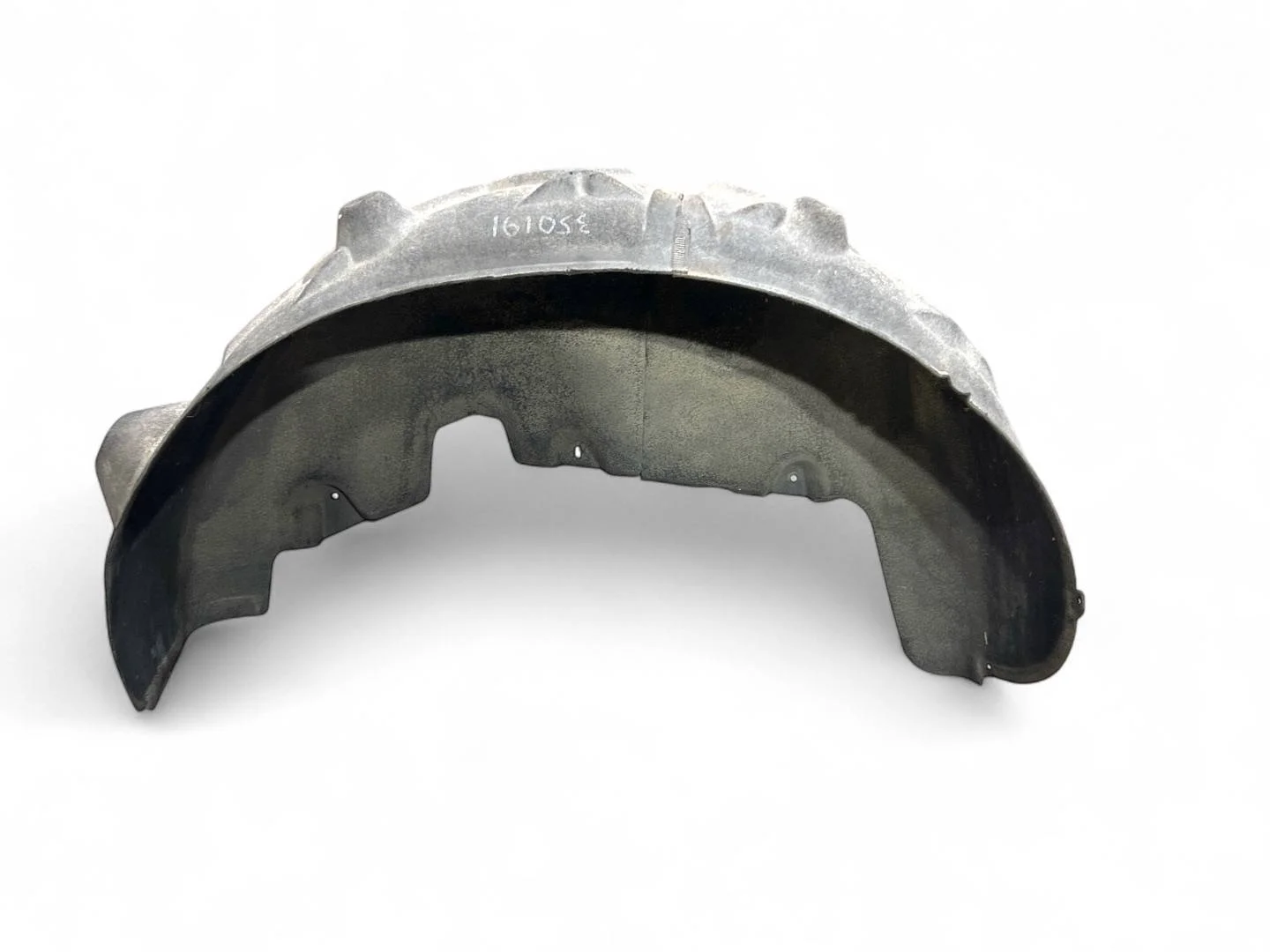 подкрылок задний левый Volkswagen Touareg 2  2013