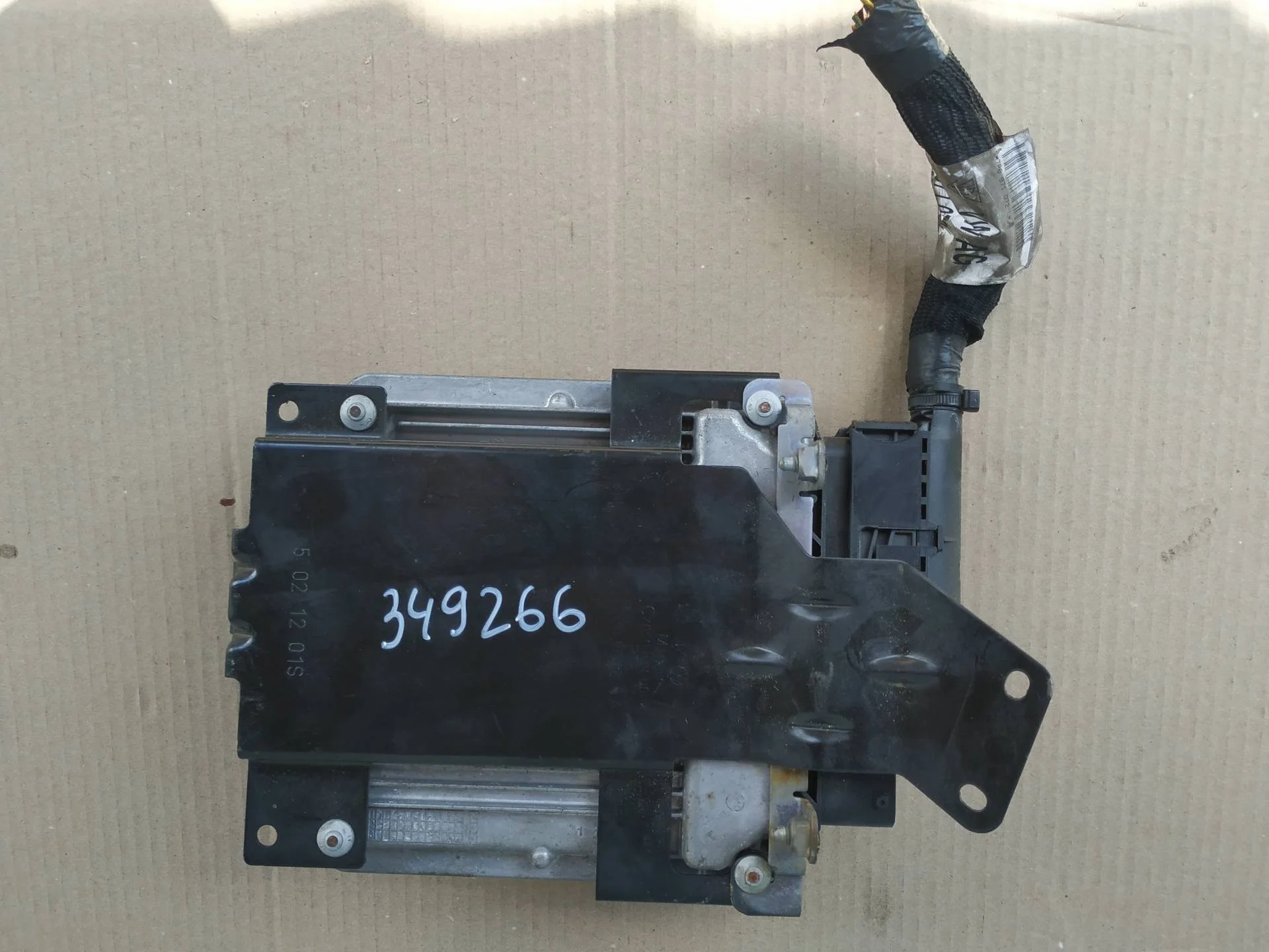 блок управления двигателем Volkswagen Touareg 2  2013