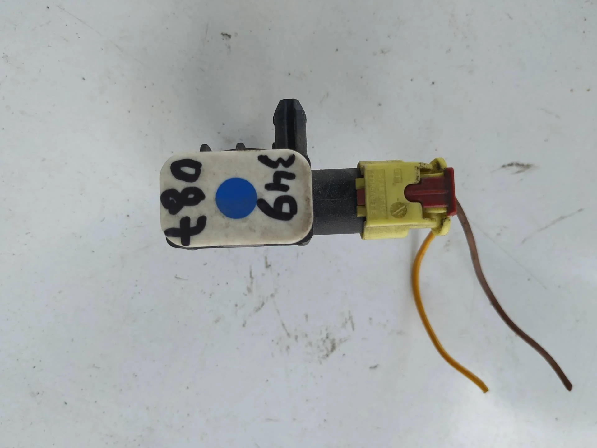 датчик airbag Volkswagen Touareg 2  2013