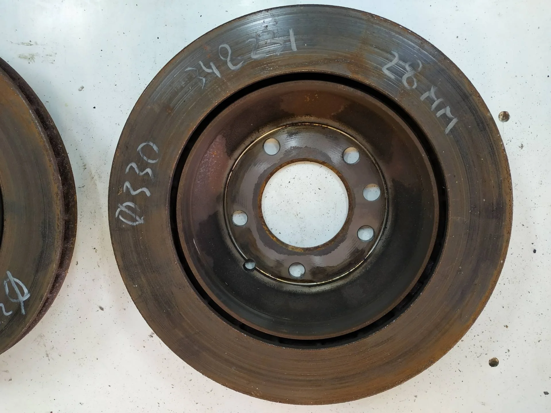 диск тормозной задний Volkswagen Touareg 2  2013