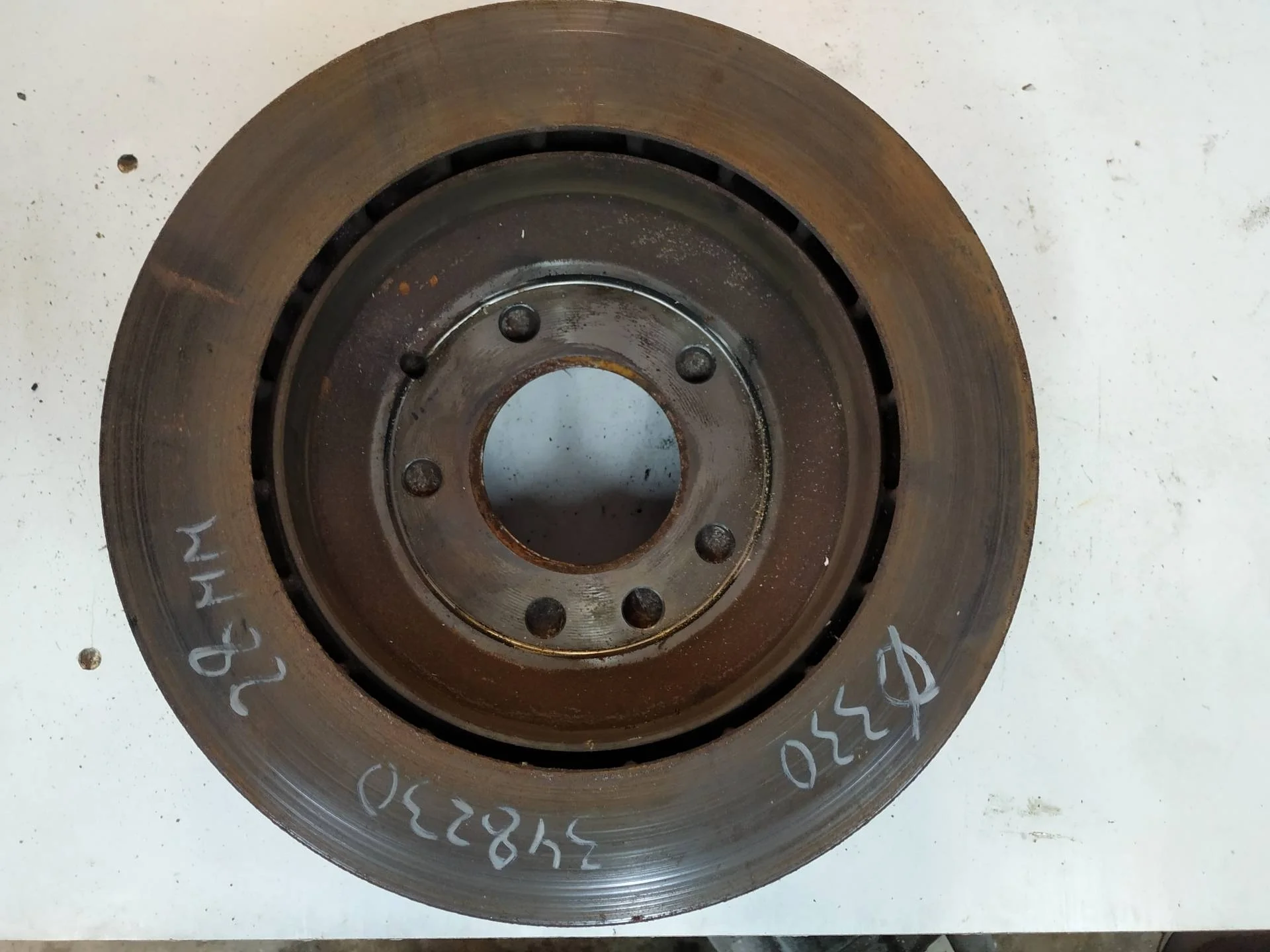 диск тормозной задний Volkswagen Touareg 2  2013