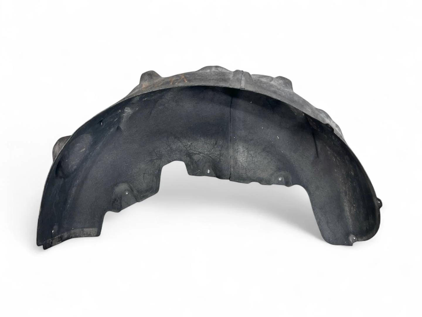 подкрылок задний левый Volkswagen Touareg 2  2013