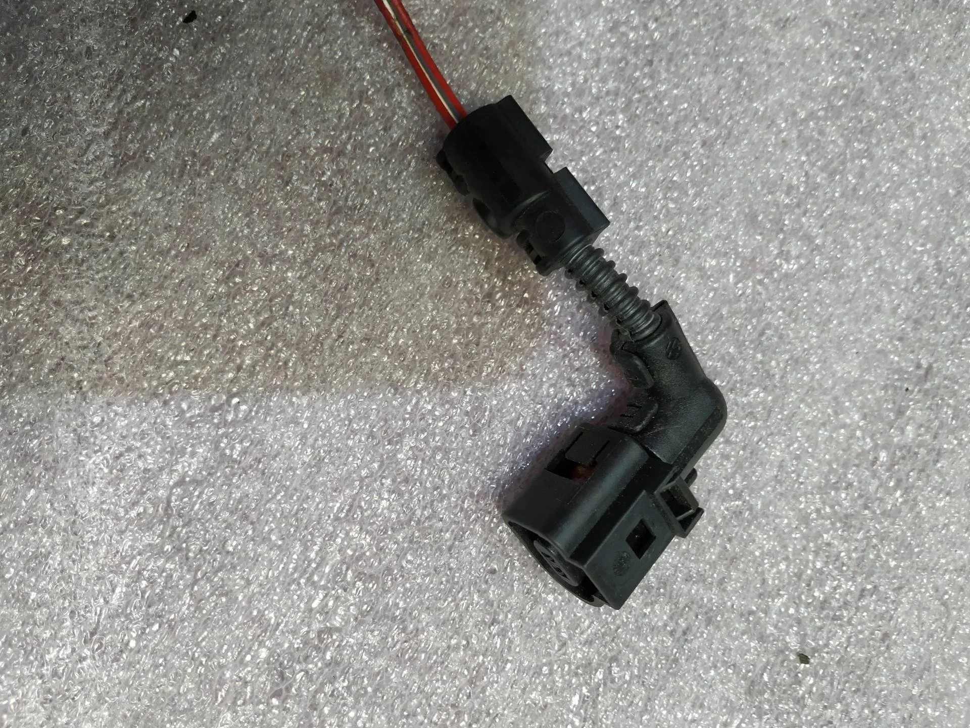 разъем (фишка) проводки Volkswagen Touareg 2  2013