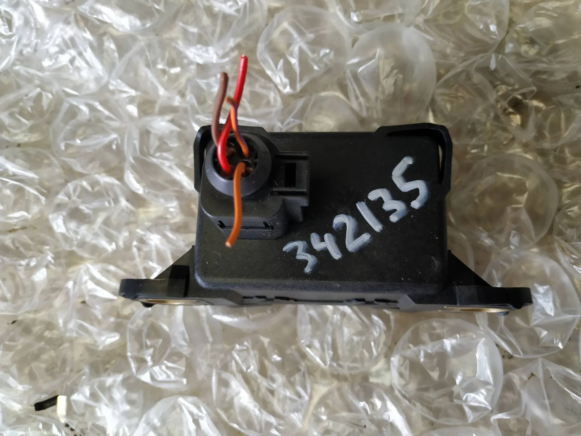 датчик ускорения Volkswagen Touareg 2  2013