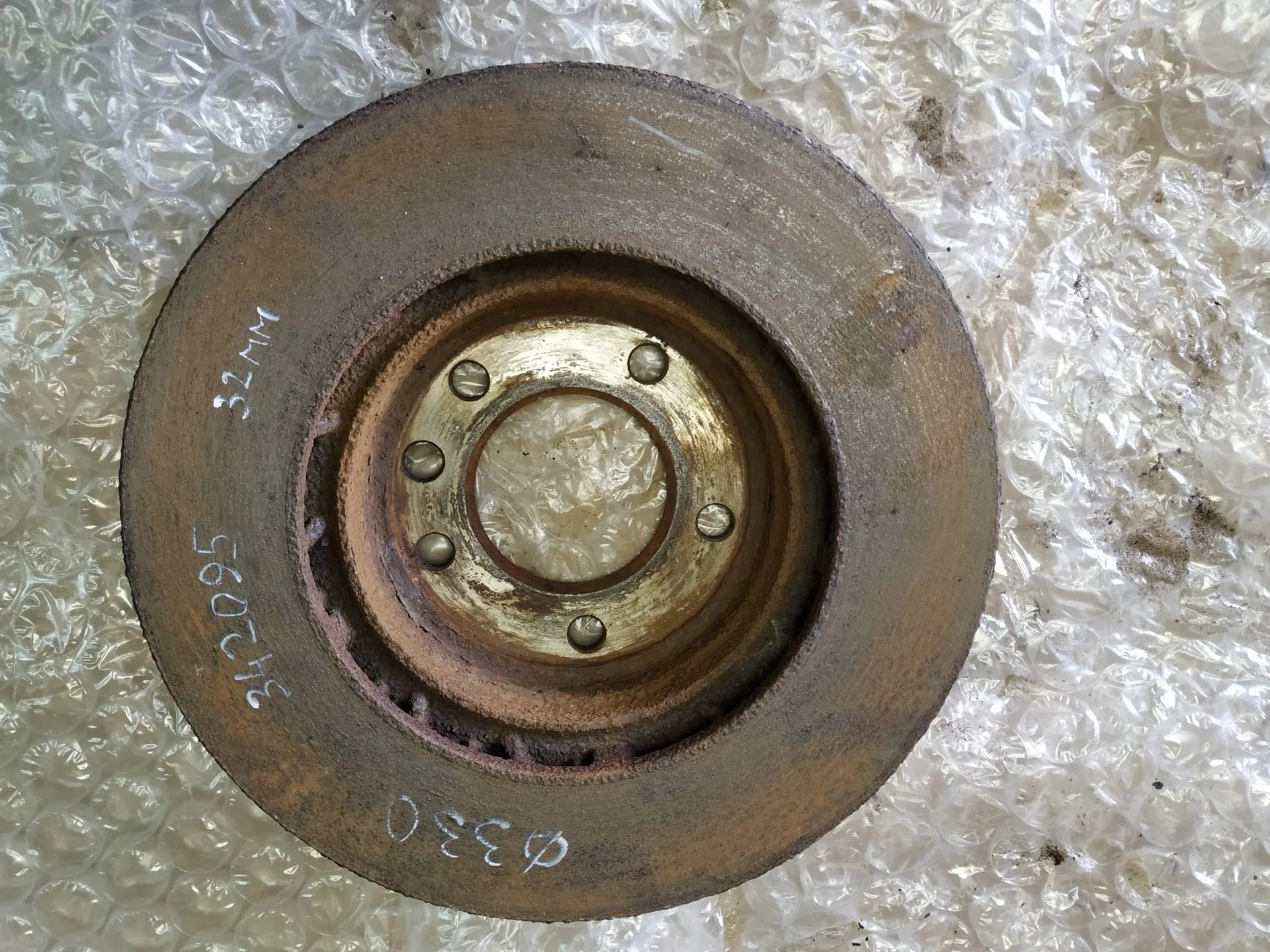 диск тормозной передний левый Volkswagen Touareg 2  2013