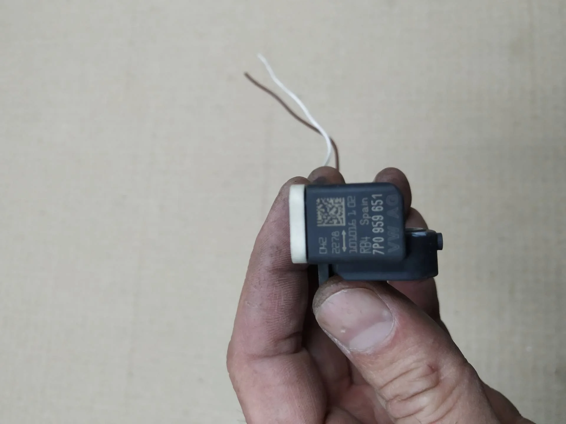 датчик airbag Volkswagen Touareg 2  2013