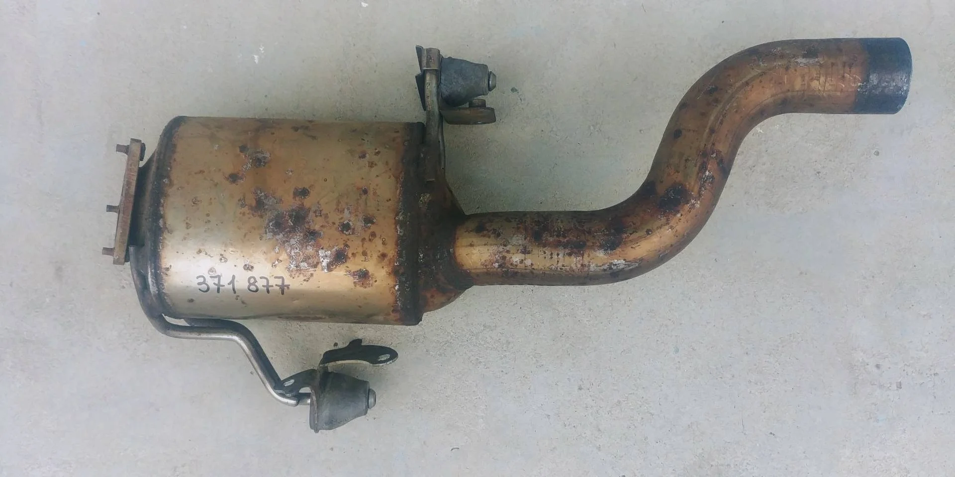 глушитель Audi Q7  2008