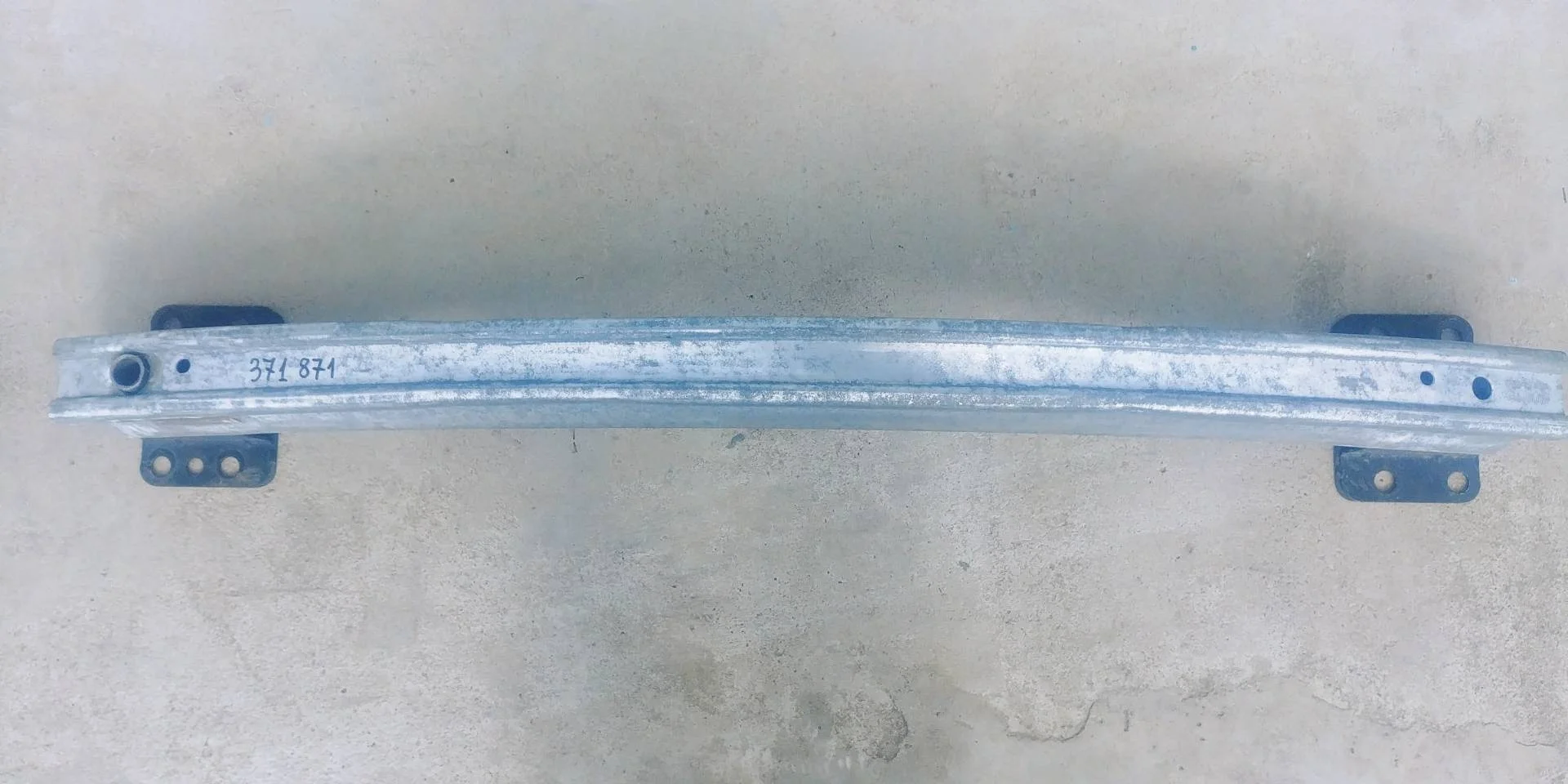 усилитель заднего бампера Audi Q7  2008