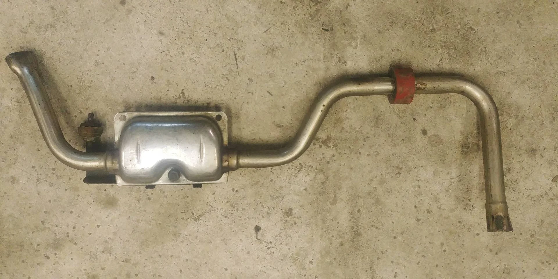 глушитель автономного отопителя Audi Q7  2008