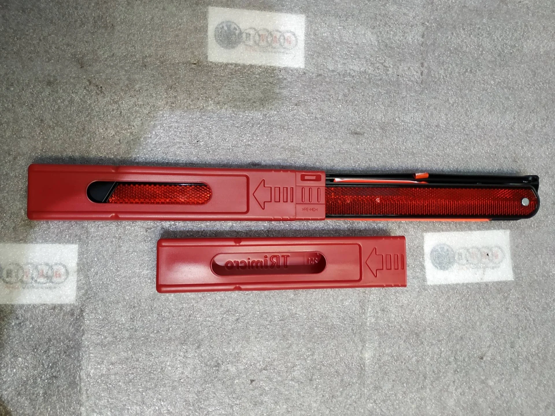 знак аварийной остановки Audi A5 8T  2009