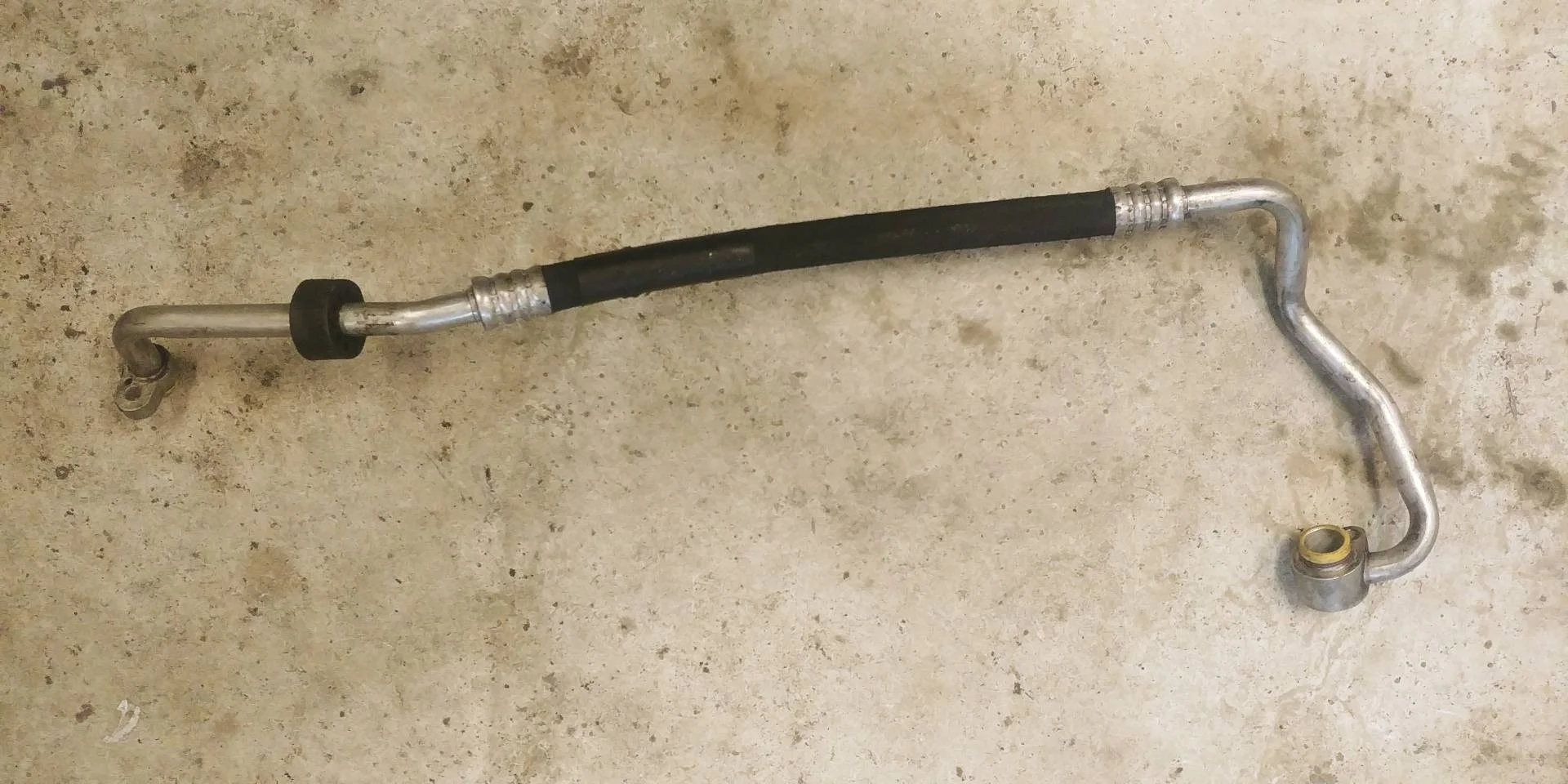 трубка кондиционера Audi Q7  2008