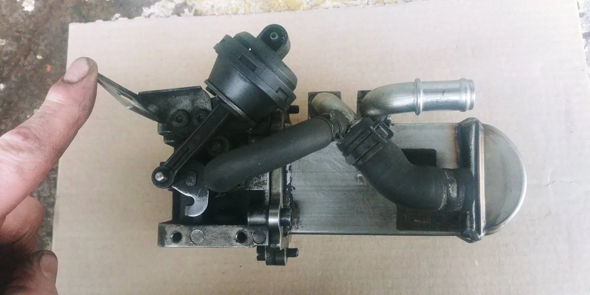 радиатор EGR Audi Q7  2008