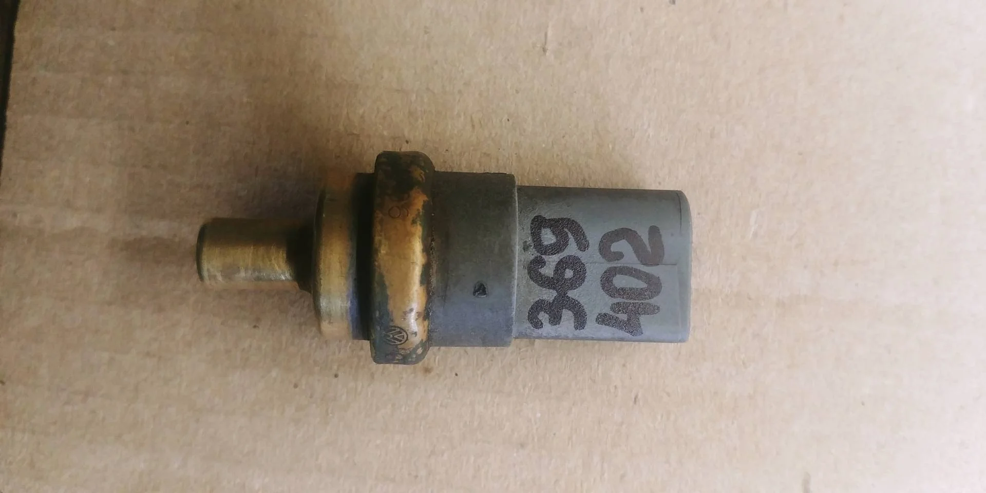 датчик температуры в выпускном коллекторе Audi Q7  2008