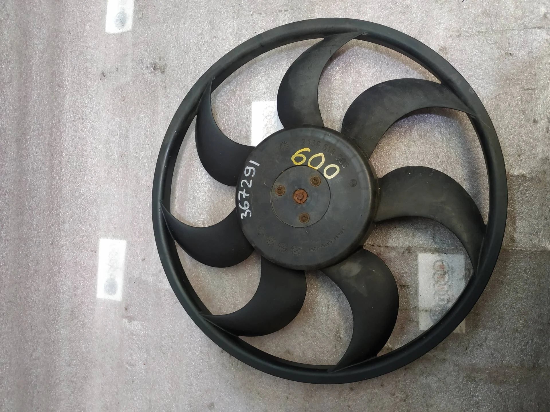 вентилятор охлаждения Audi Q7  2008