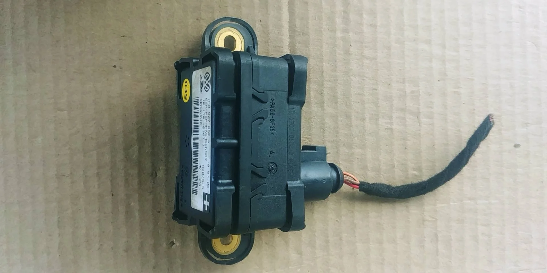 датчик ускорения Audi Q7  2008