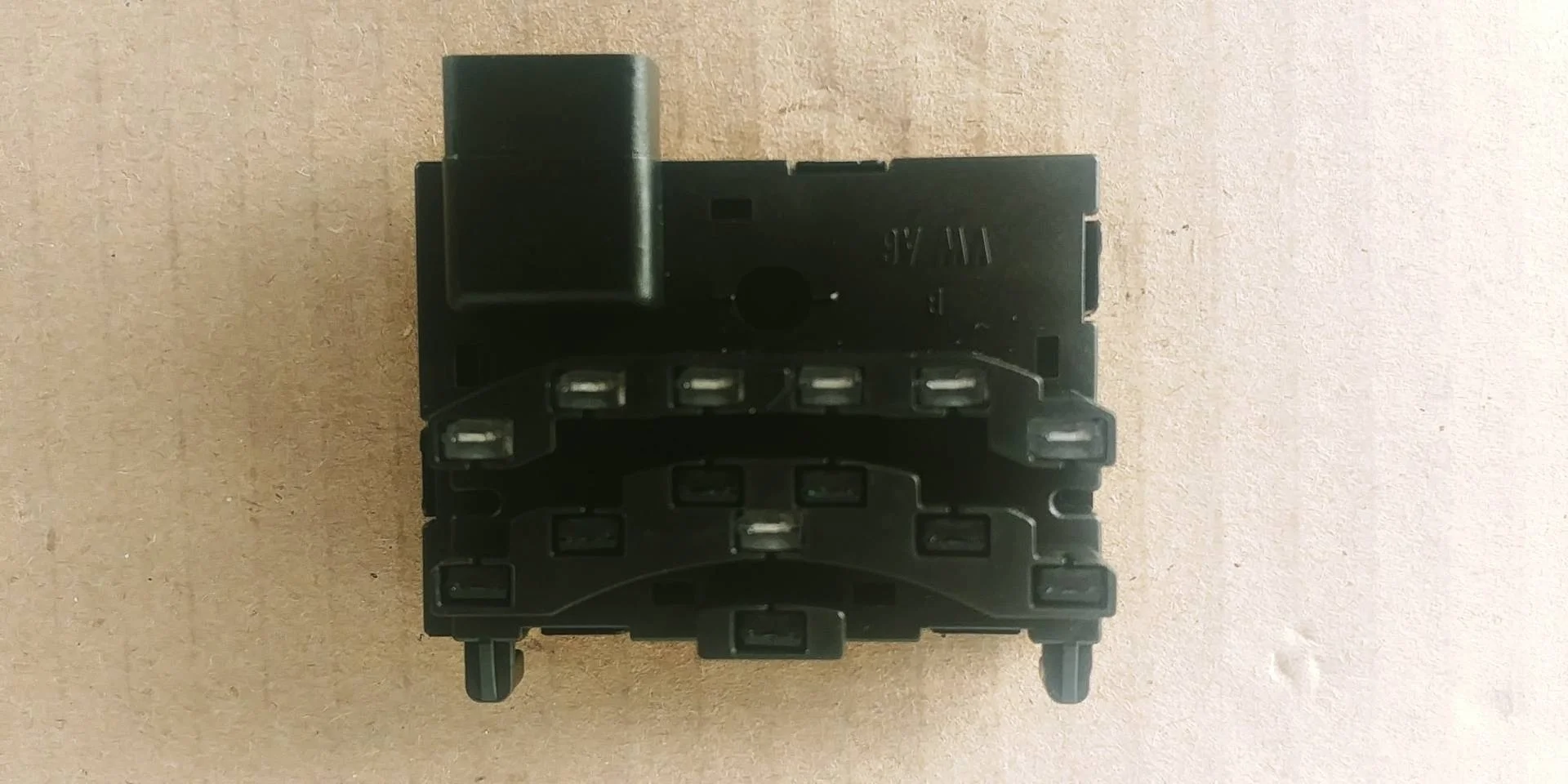 датчик угла поворота руля Volkswagen Tiguan  2009