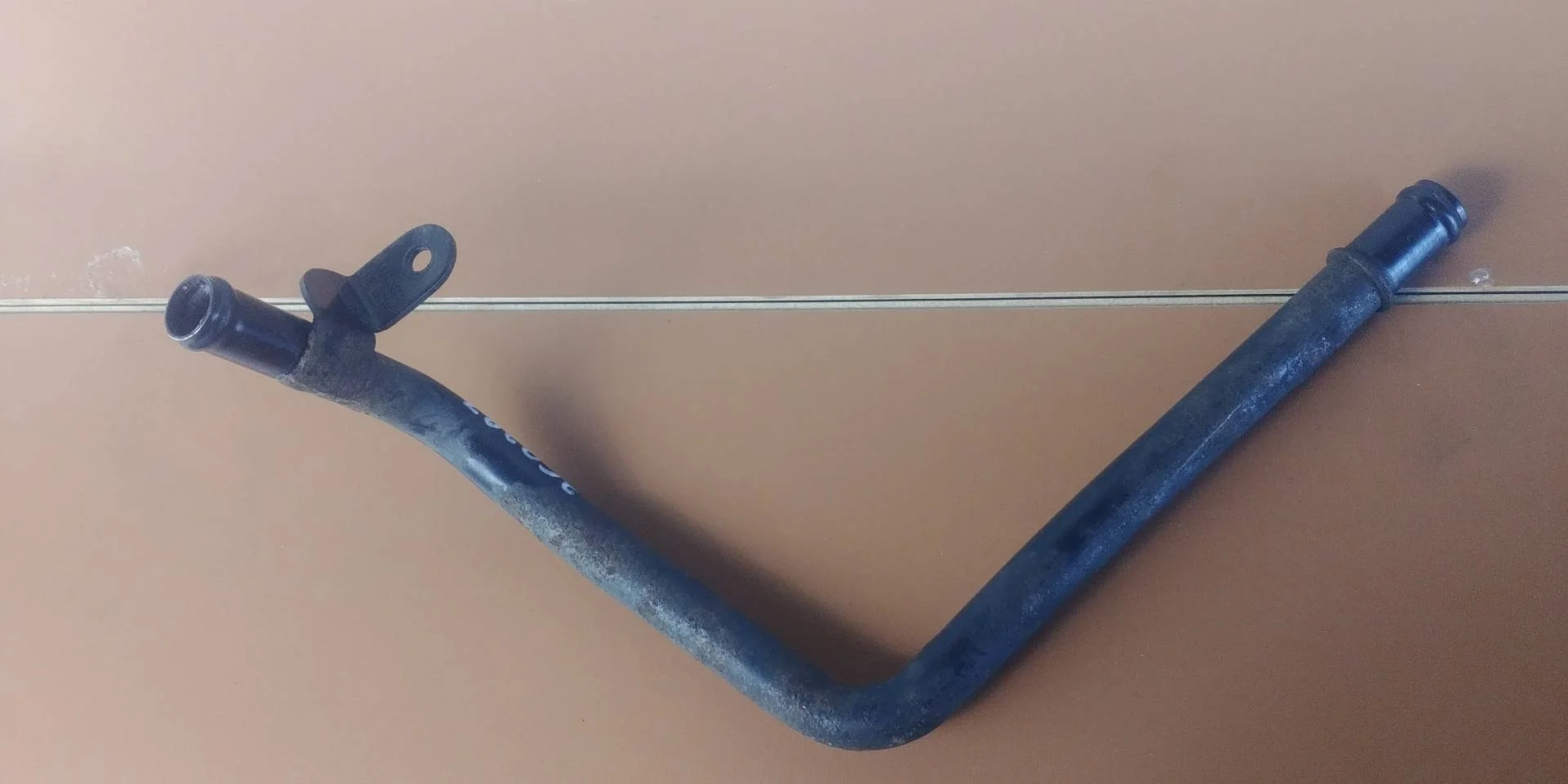 трубка вакуумная Audi Q7  2008