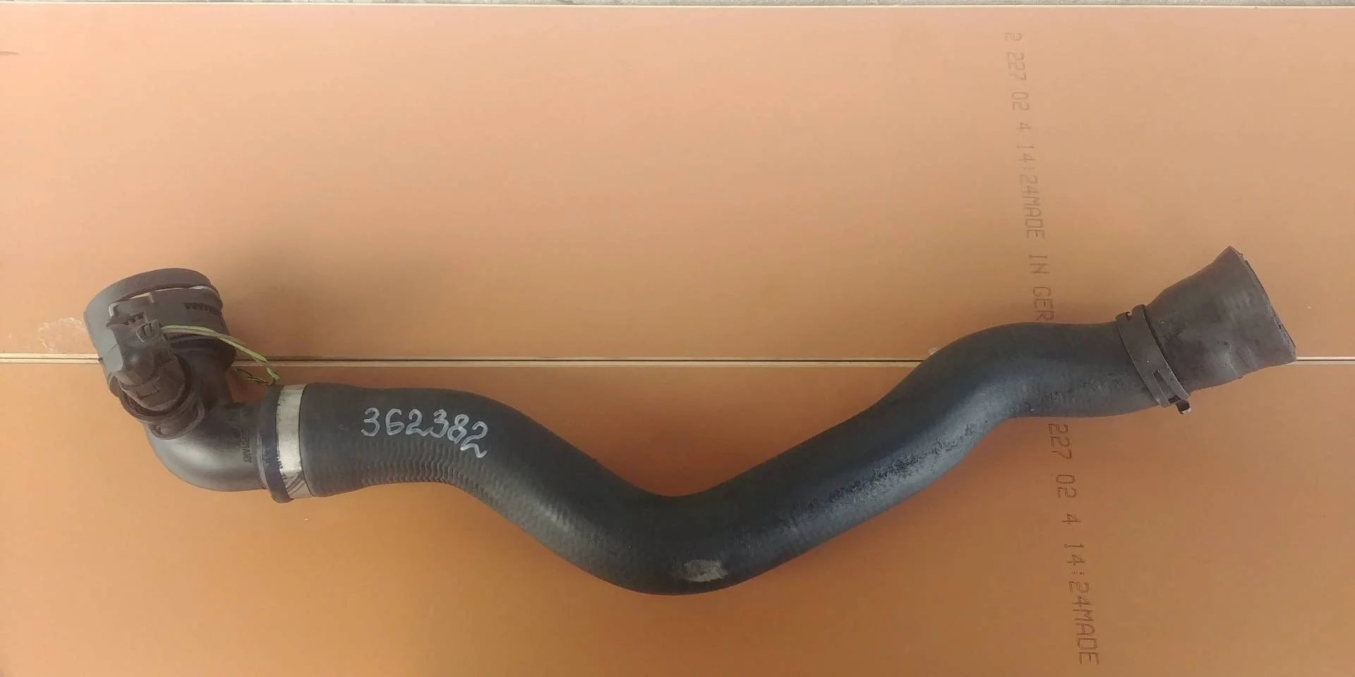 шланг системы охлаждения Audi Q7  2008