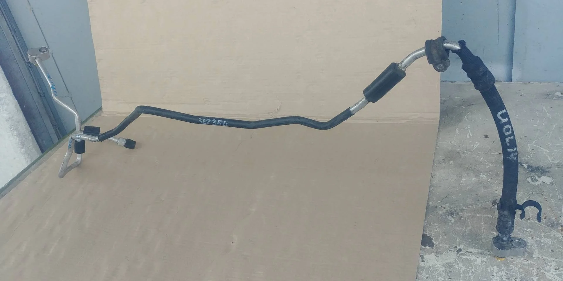 трубка кондиционера Audi Q7  2008