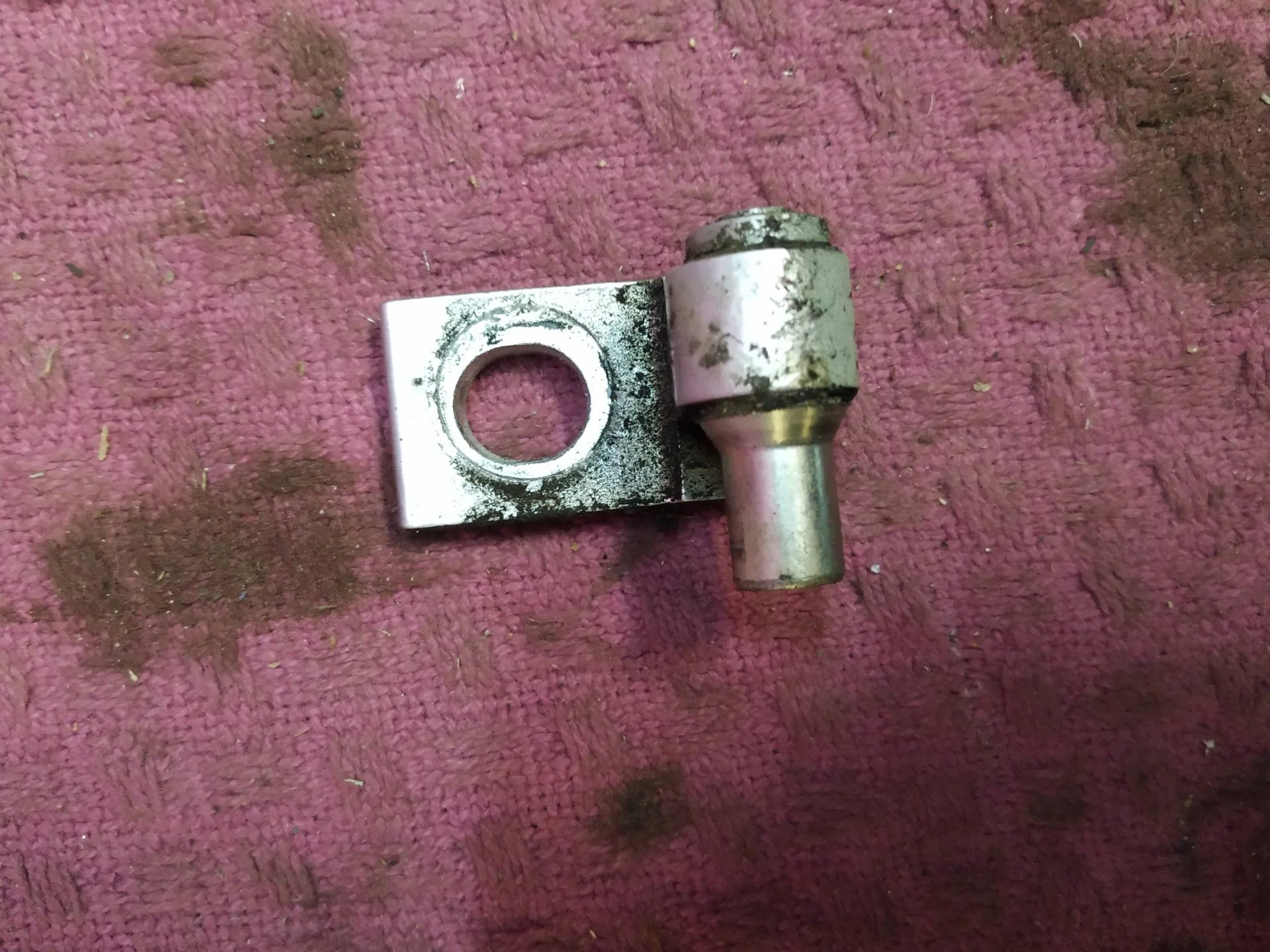 петля двери задней левой Volkswagen Passat CC  2008