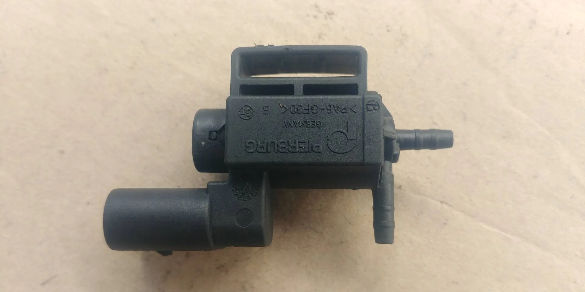 электромагнитный клапан Audi A5 8T  2009