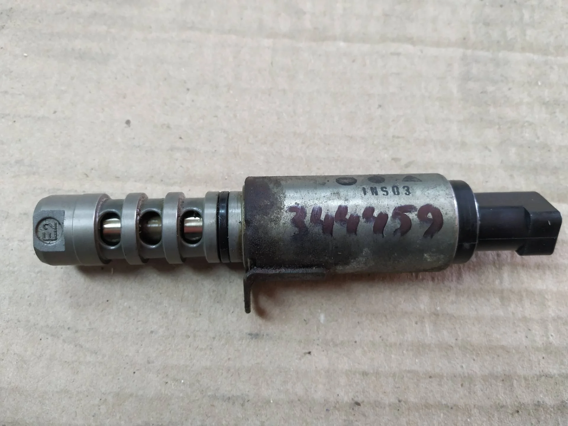 электромагнитный клапан Audi Q7  2013