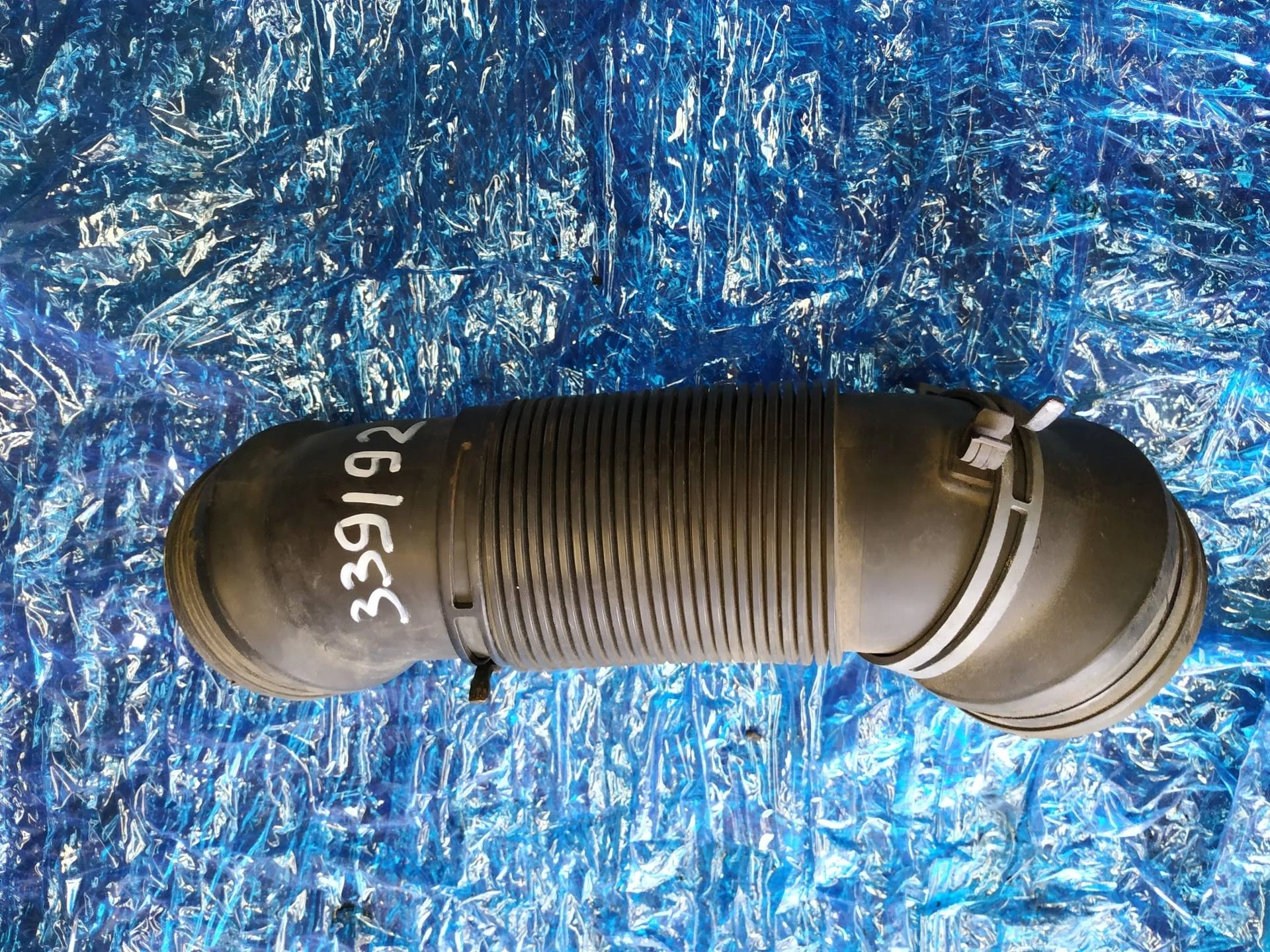 патрубок воздушного фильтра Volkswagen Passat CC  2008