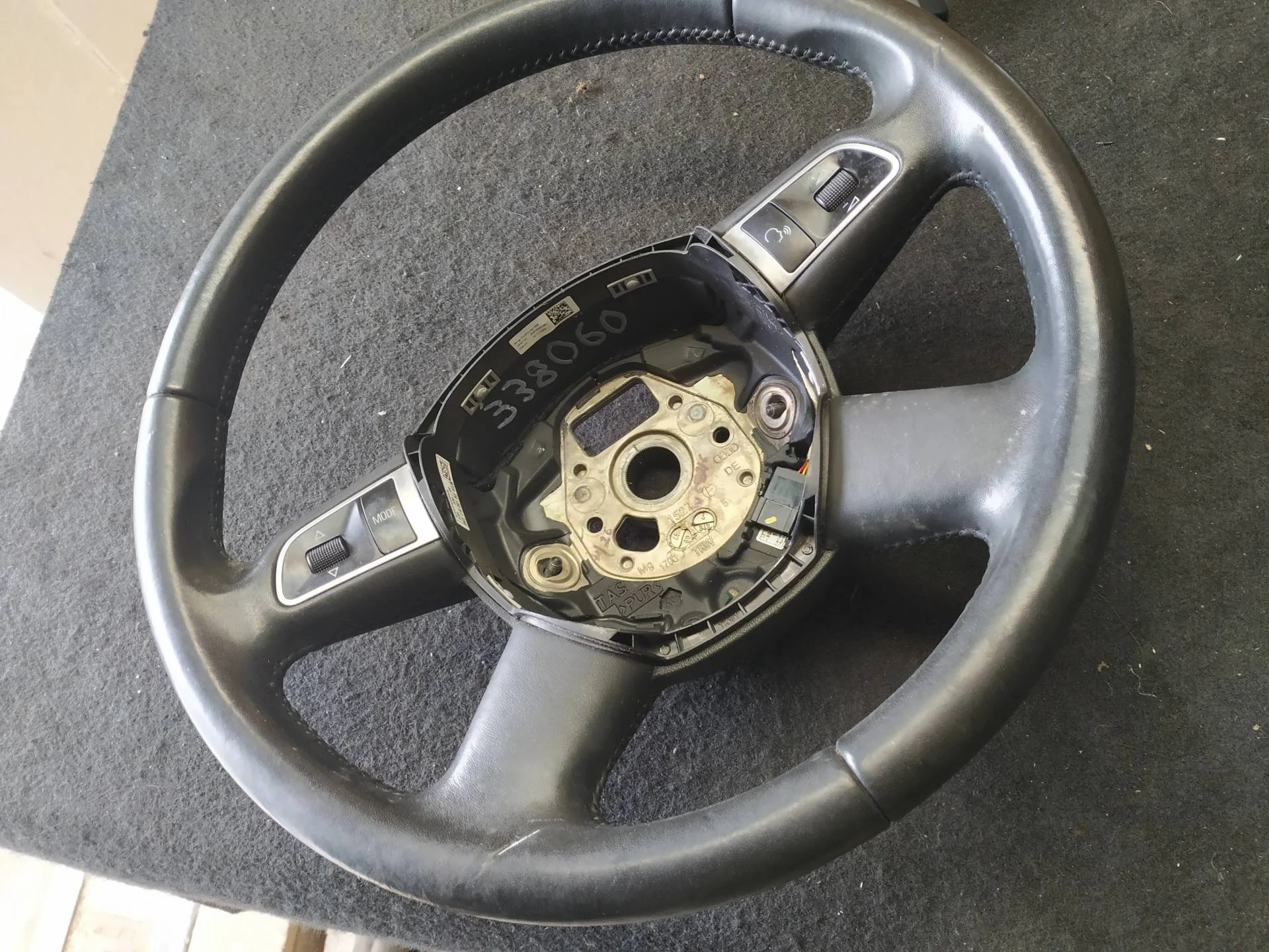 руль Audi A4  2009